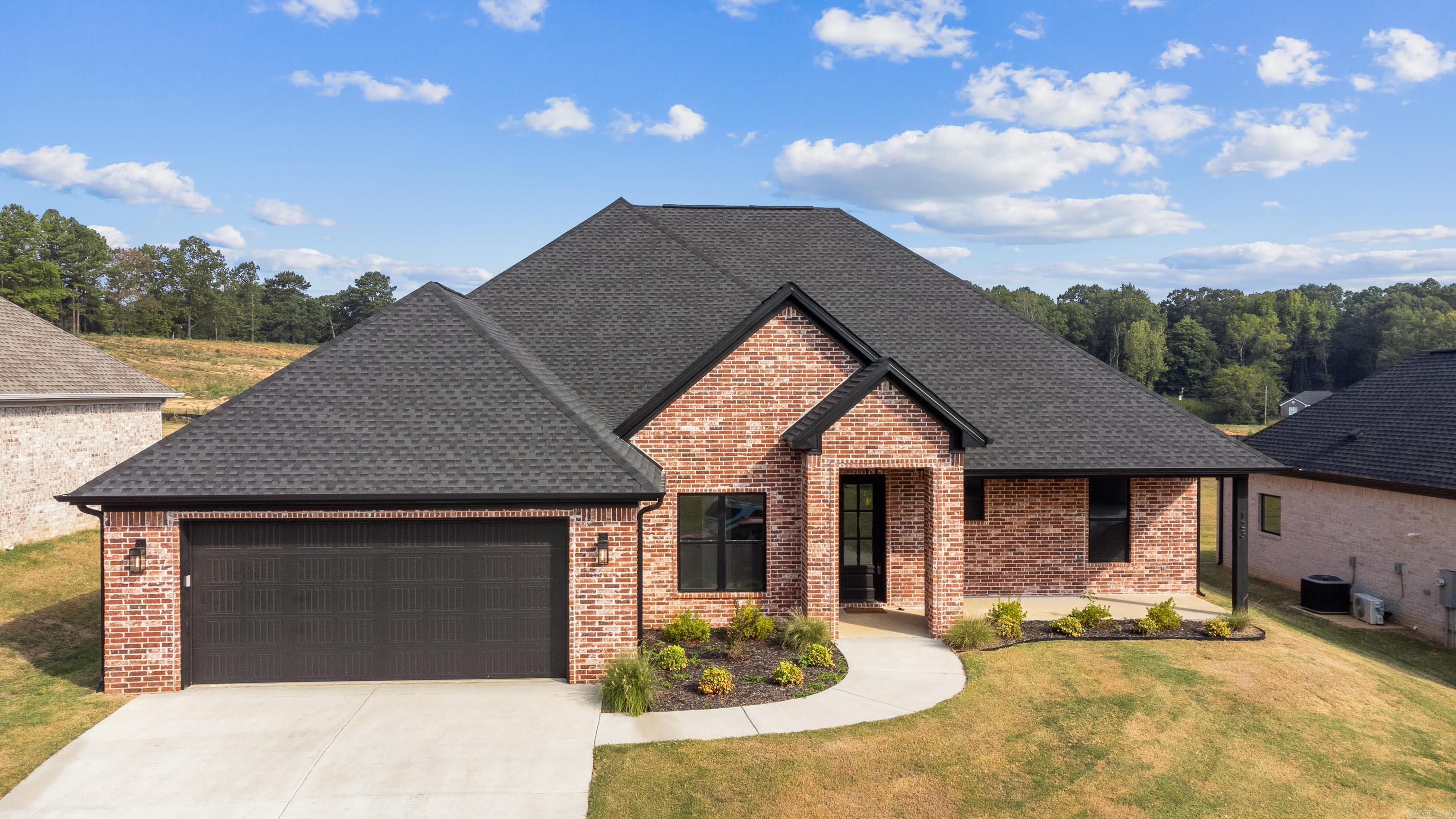 123  Harmony Village  Haskell, AR