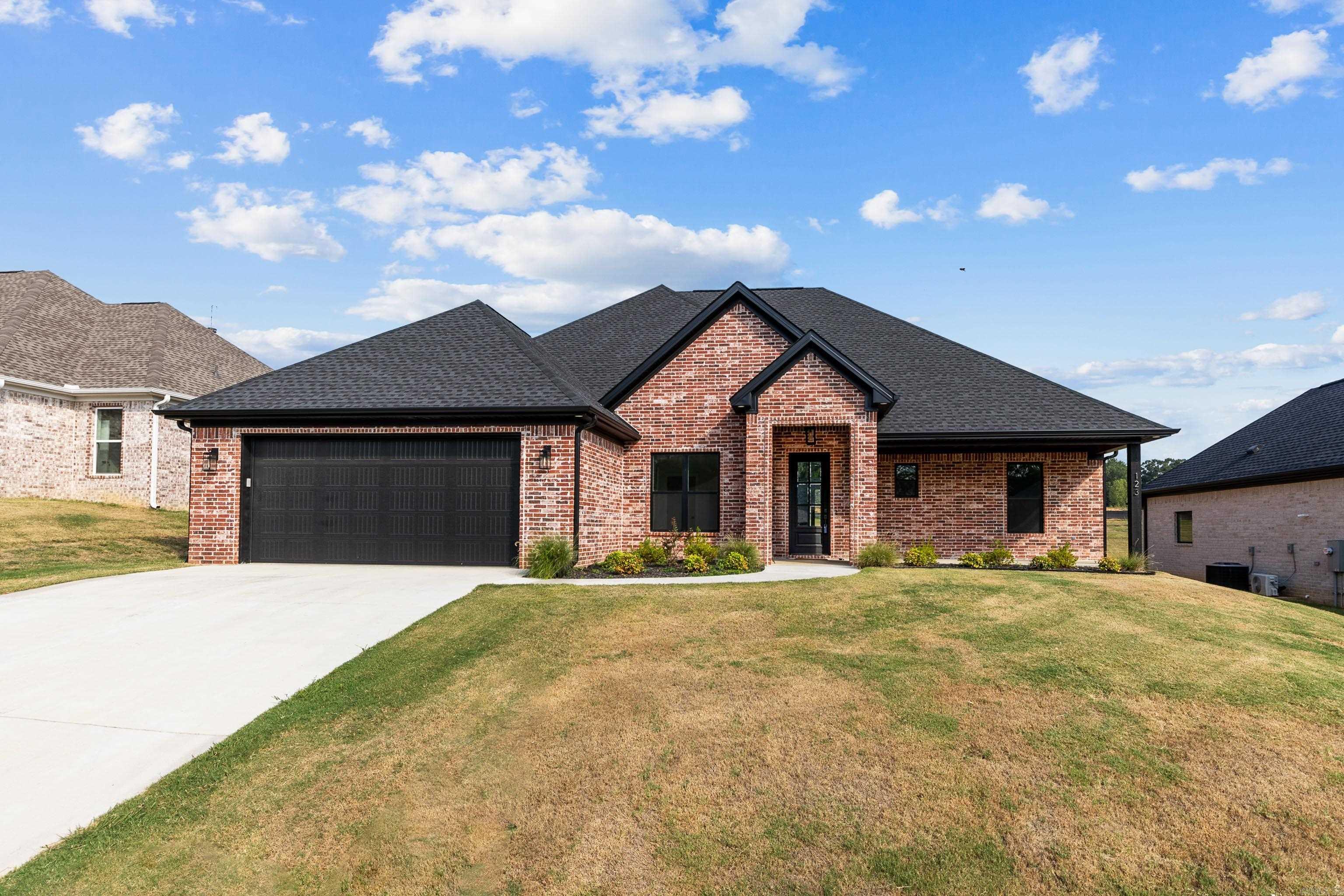 123  Harmony Village  Haskell, AR