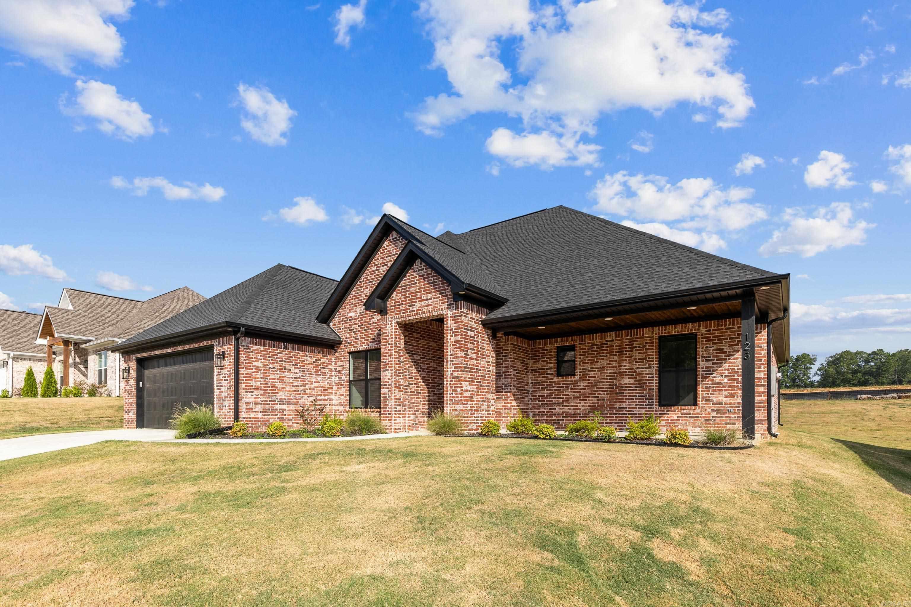 123  Harmony Village  Haskell, AR
