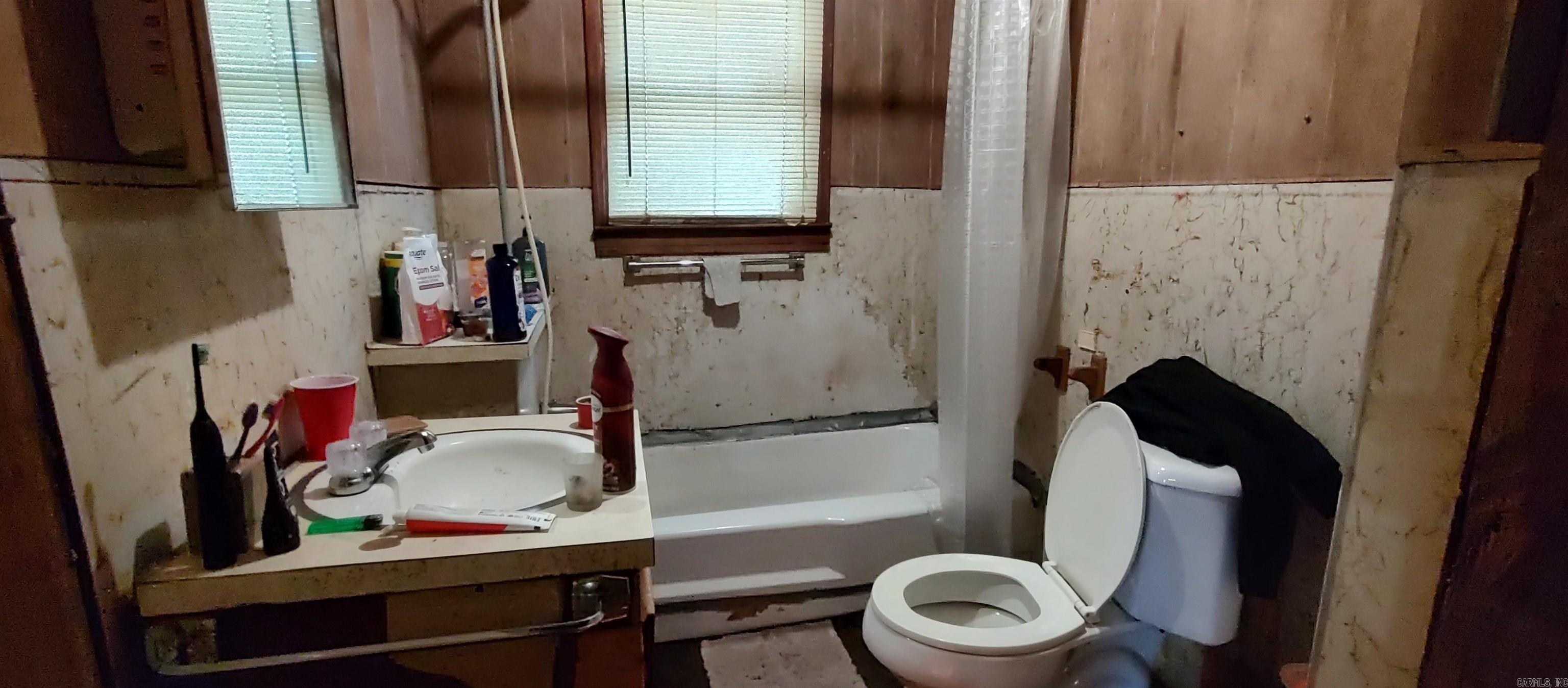 607  Elm  Camden, AR