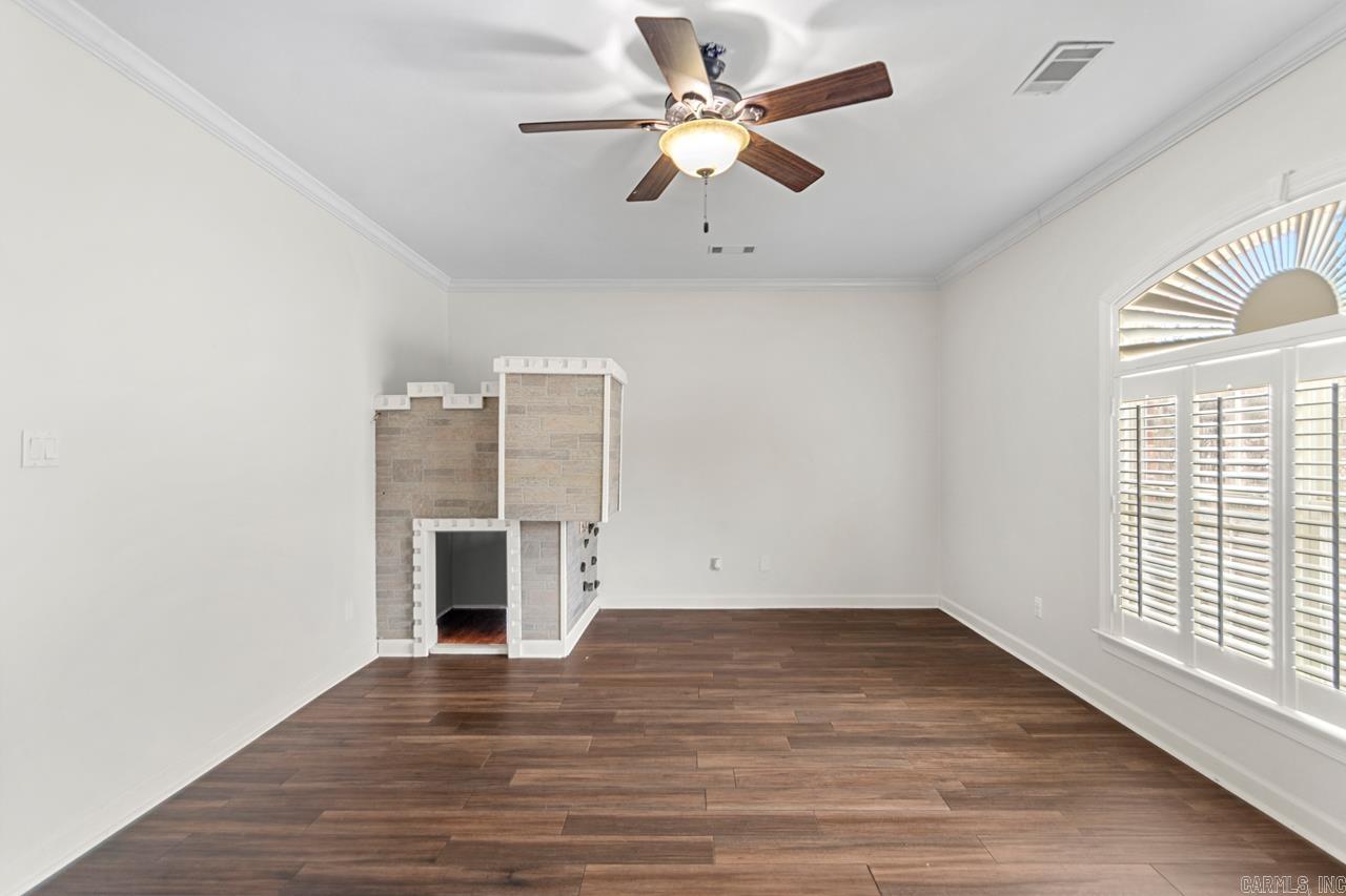1114  Churchill  Benton, AR