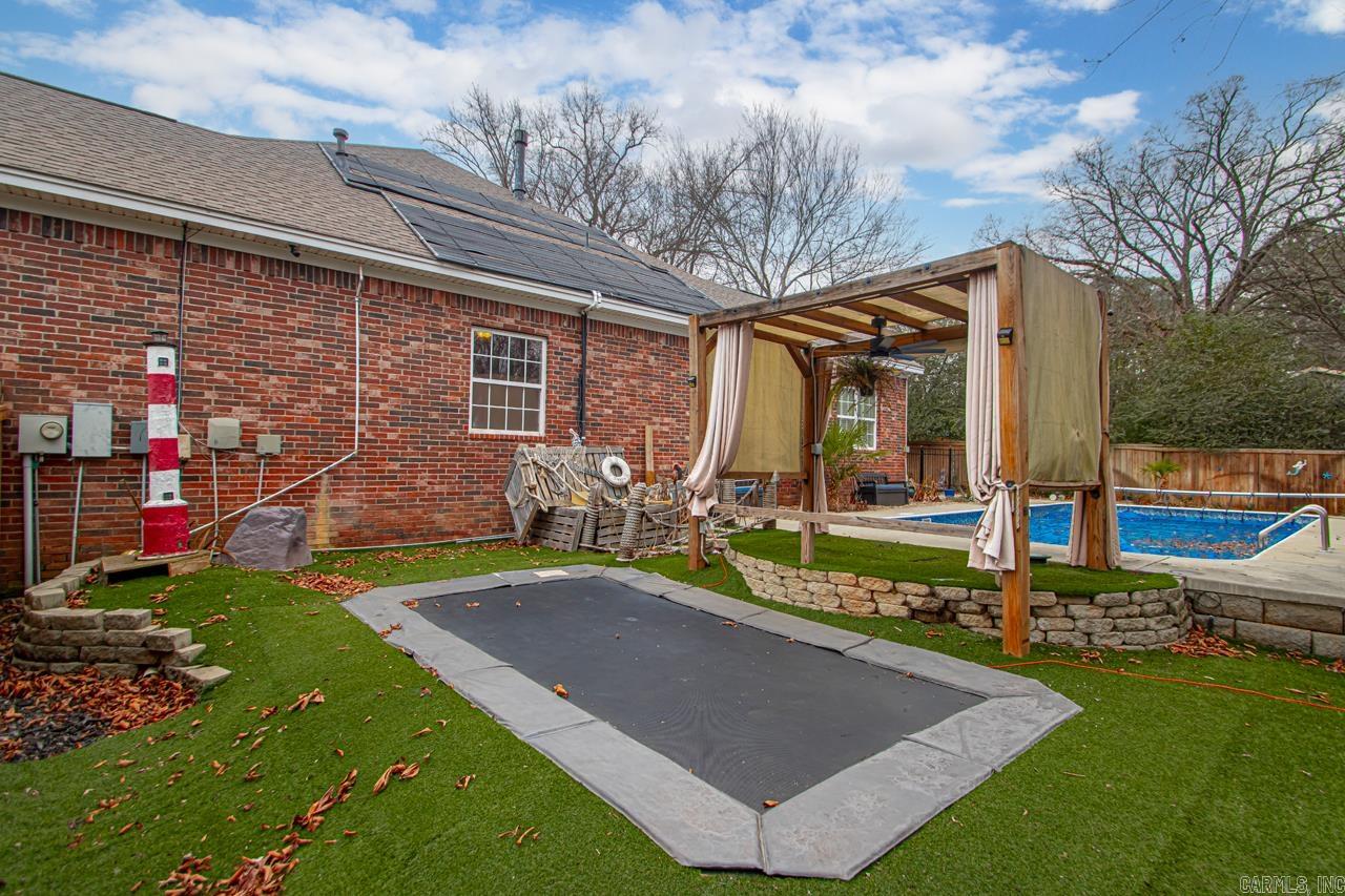 1114  Churchill  Benton, AR