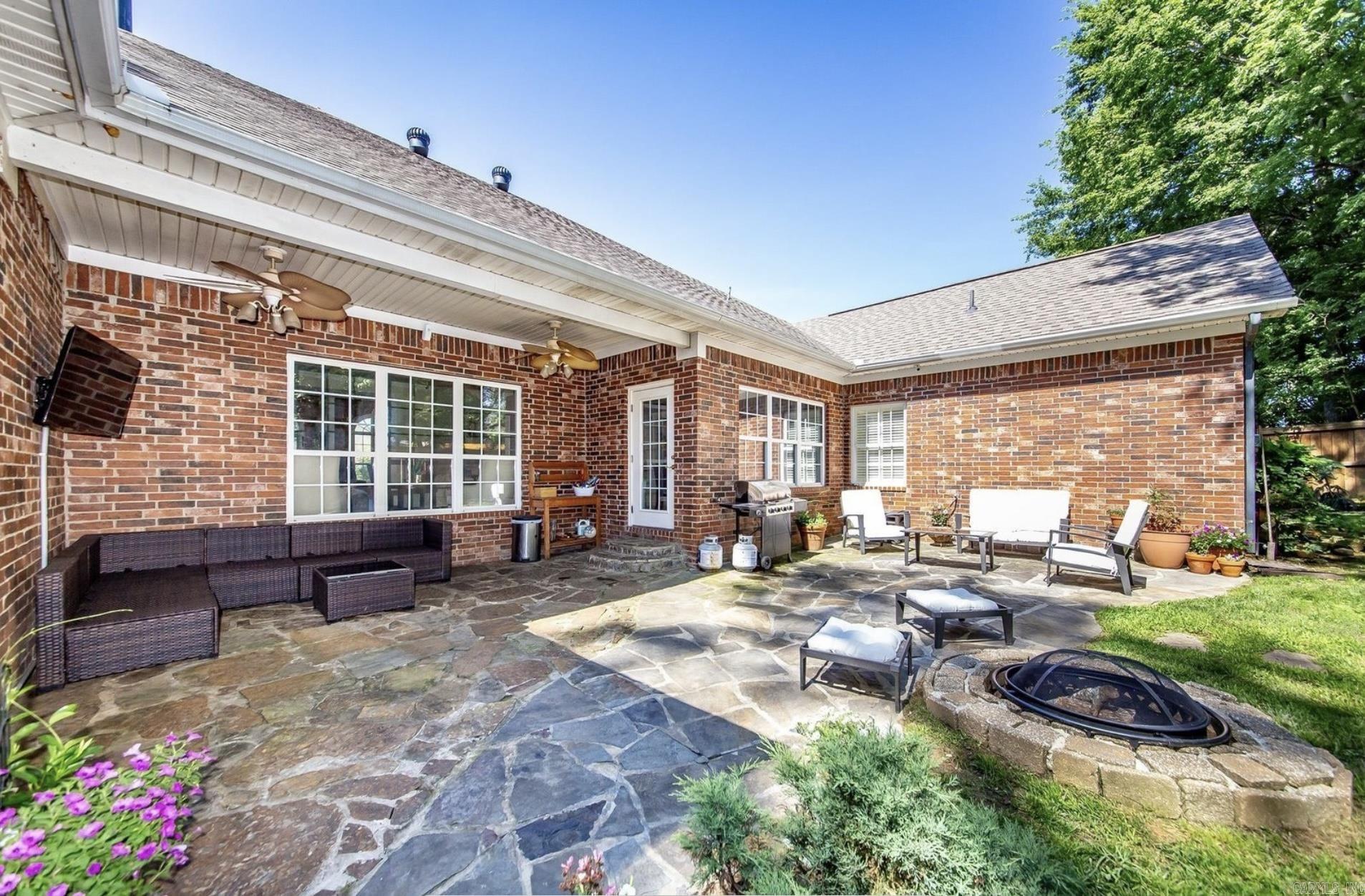 1114  Churchill  Benton, AR