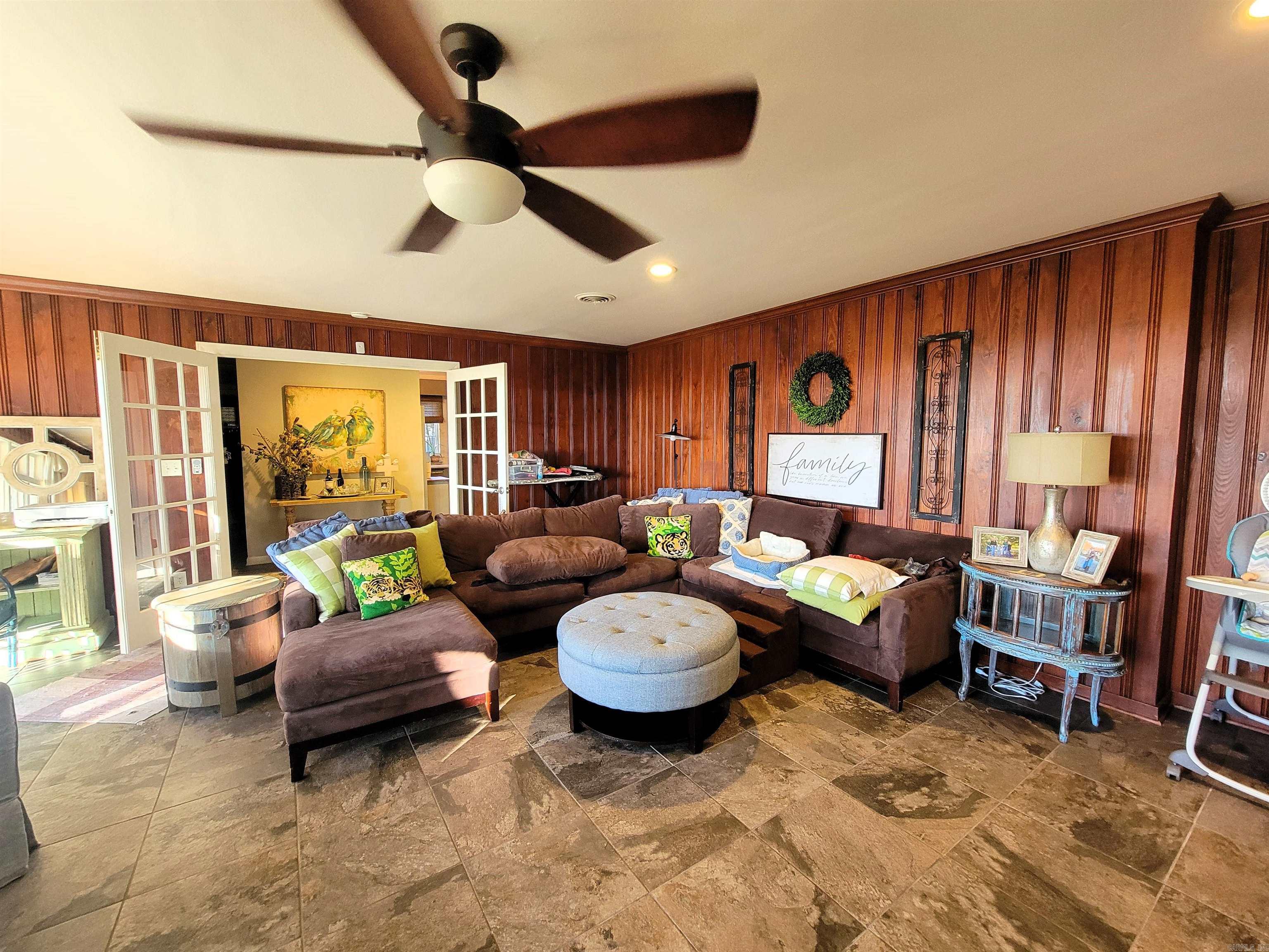 2524  Lakeshore  Lake Village, AR