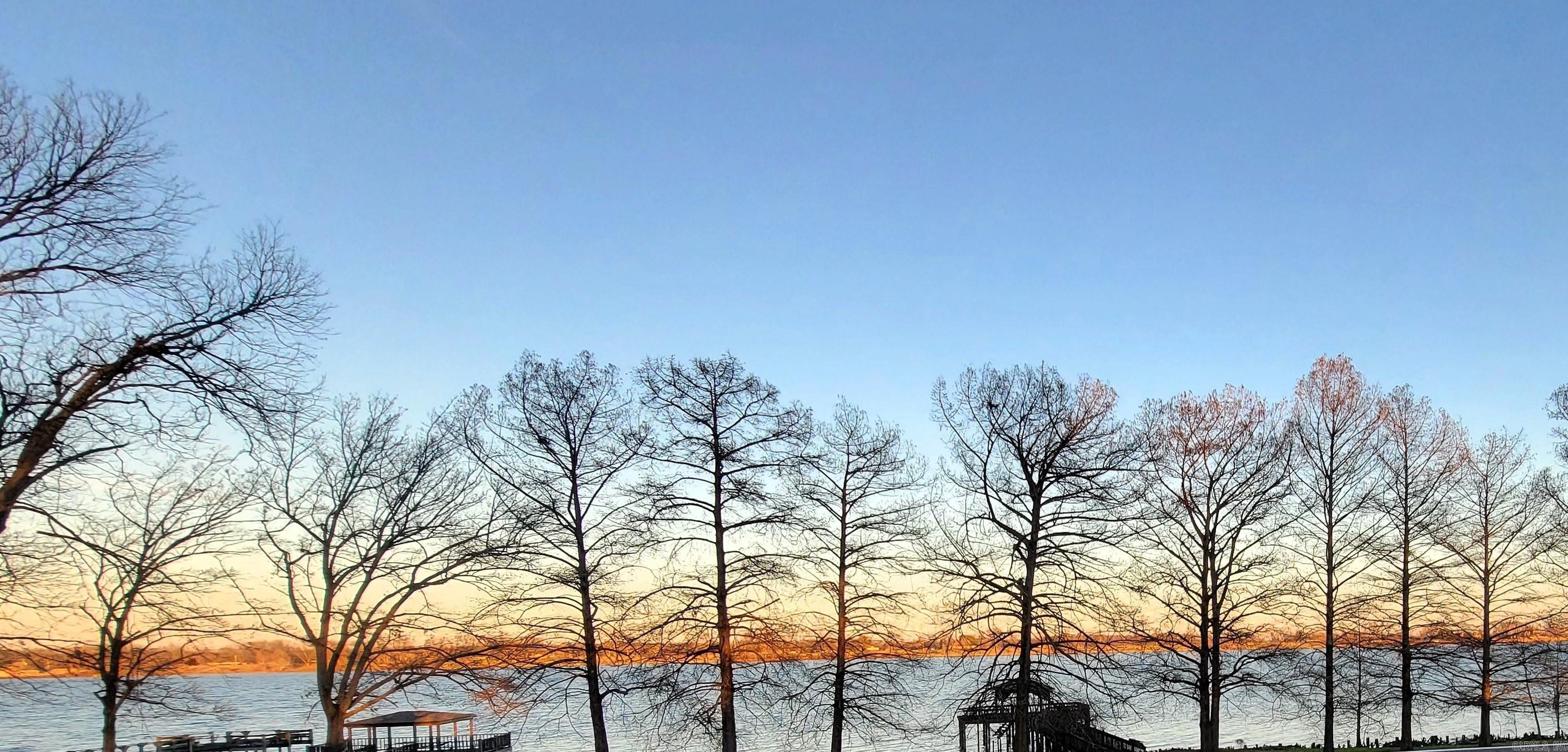 2524  Lakeshore  Lake Village, AR