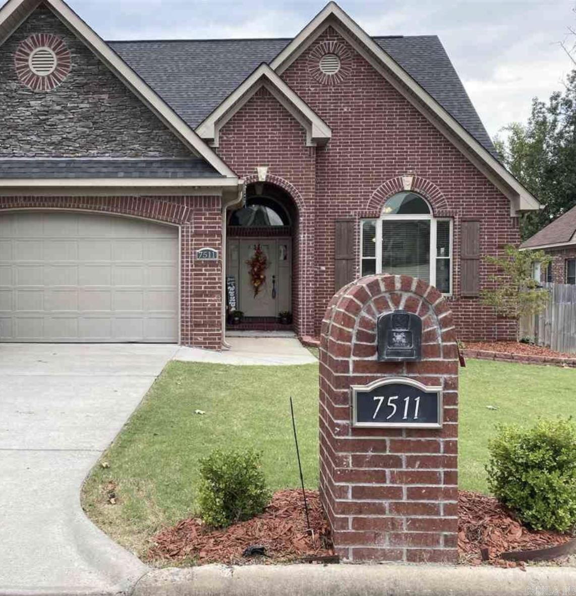 7511  Peach Blossom  Benton, AR