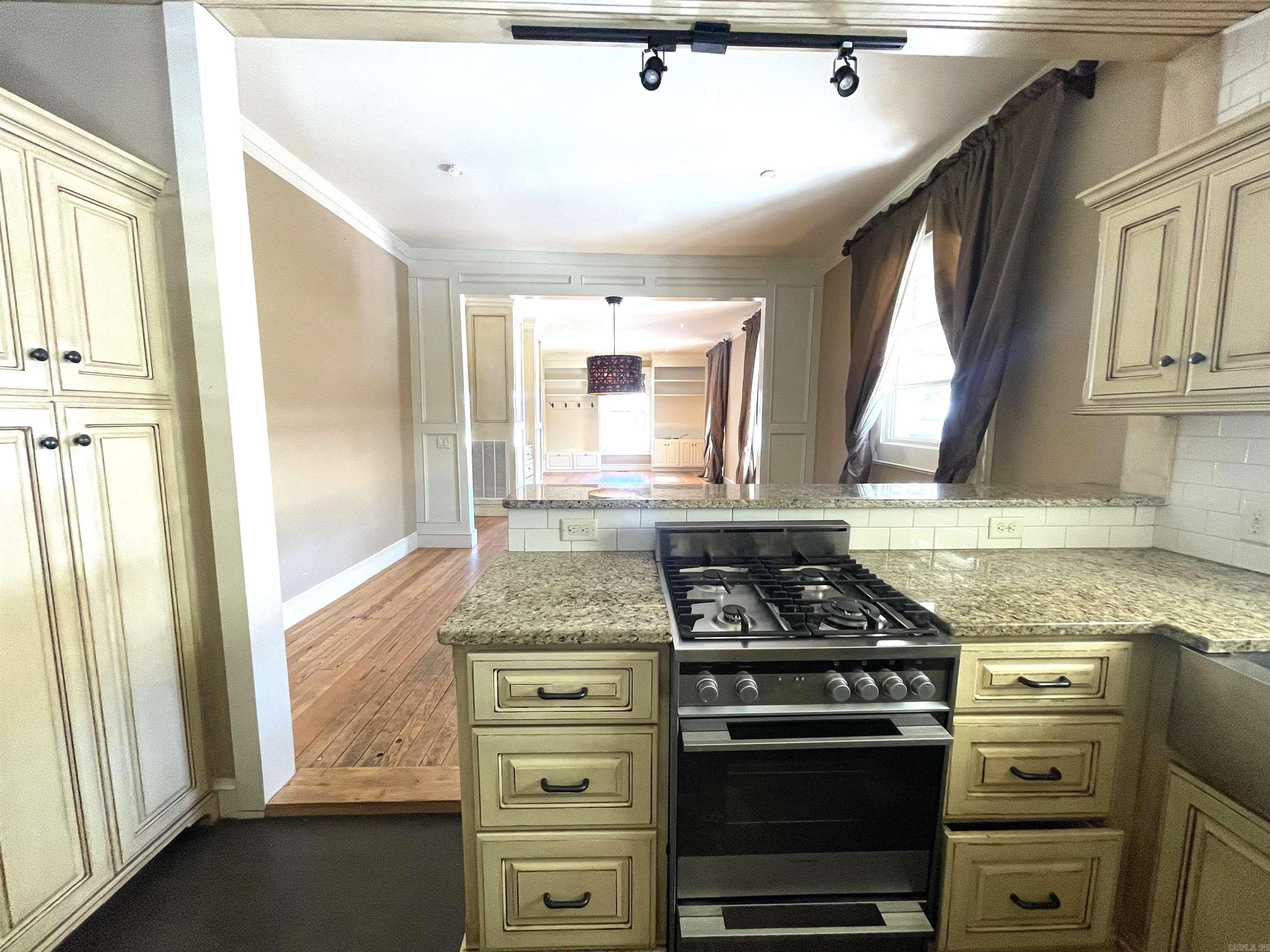 1704 N Taylor  Little Rock, AR
