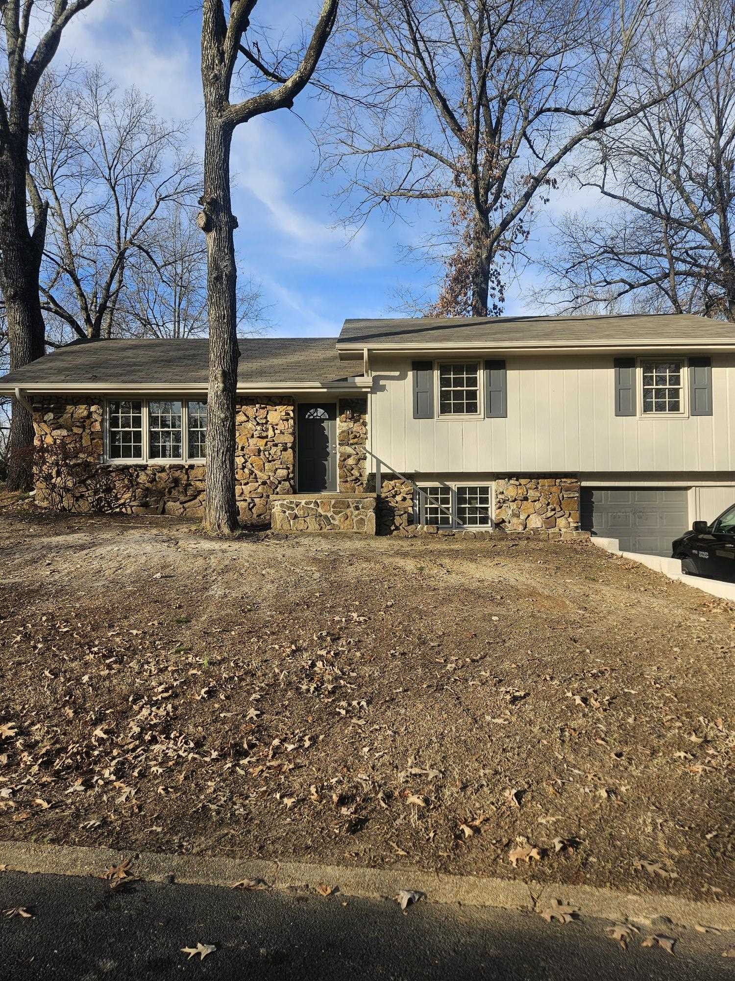 1816  Colonial  Jonesboro, AR