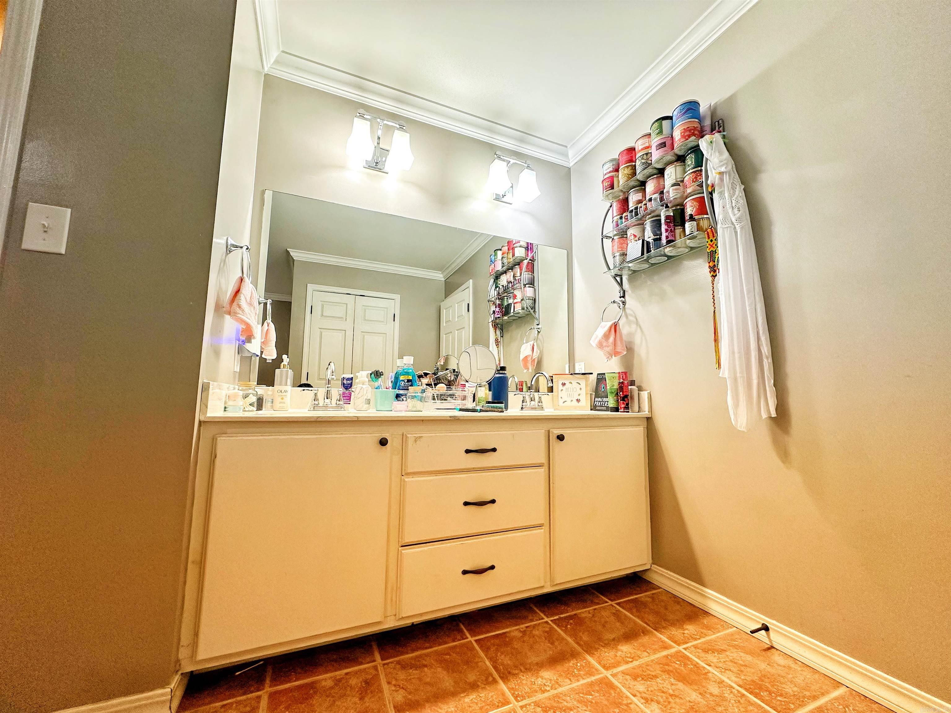 34  Pearl  Batesville, AR