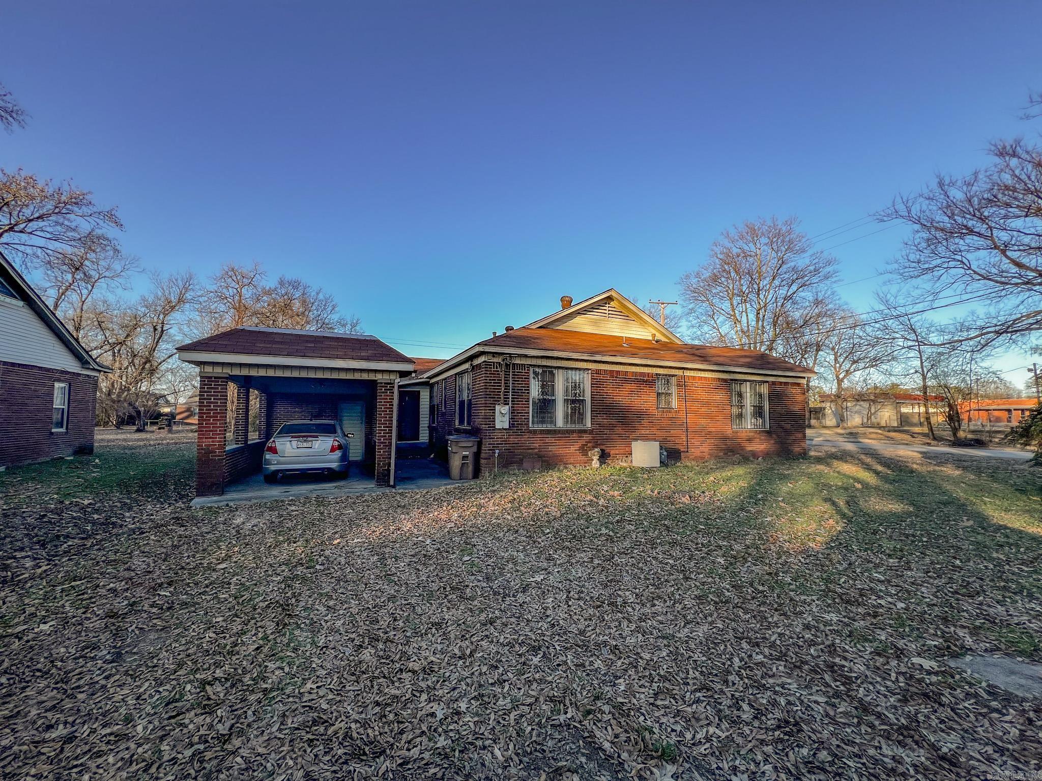 227  Harris  Wynne, AR