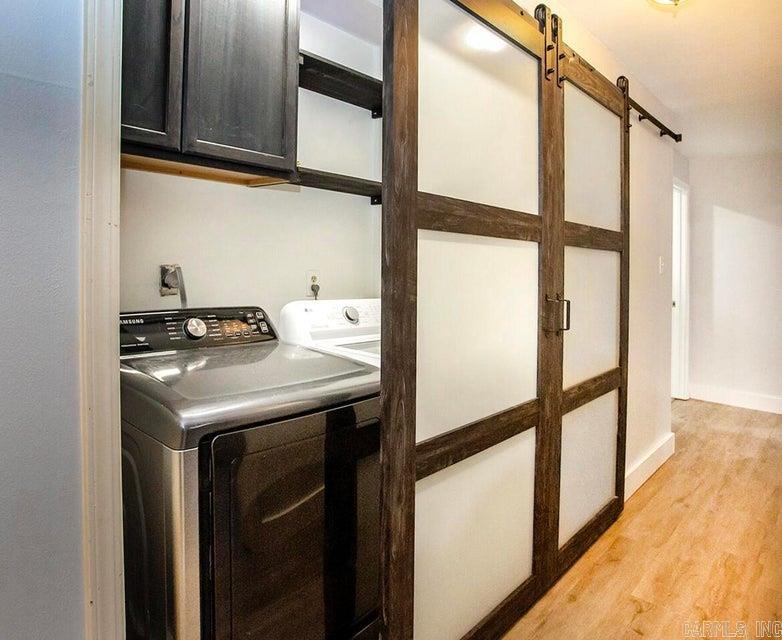 242 S Cumberland  Russellville, AR