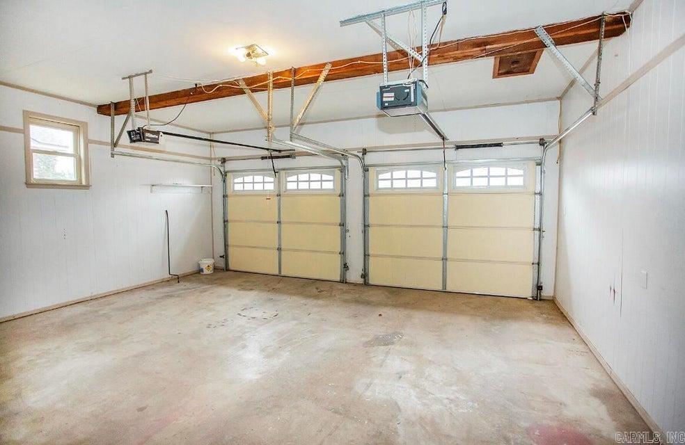 242 S Cumberland  Russellville, AR