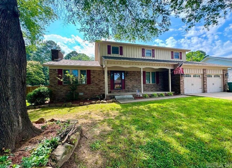 242 S Cumberland  Russellville, AR