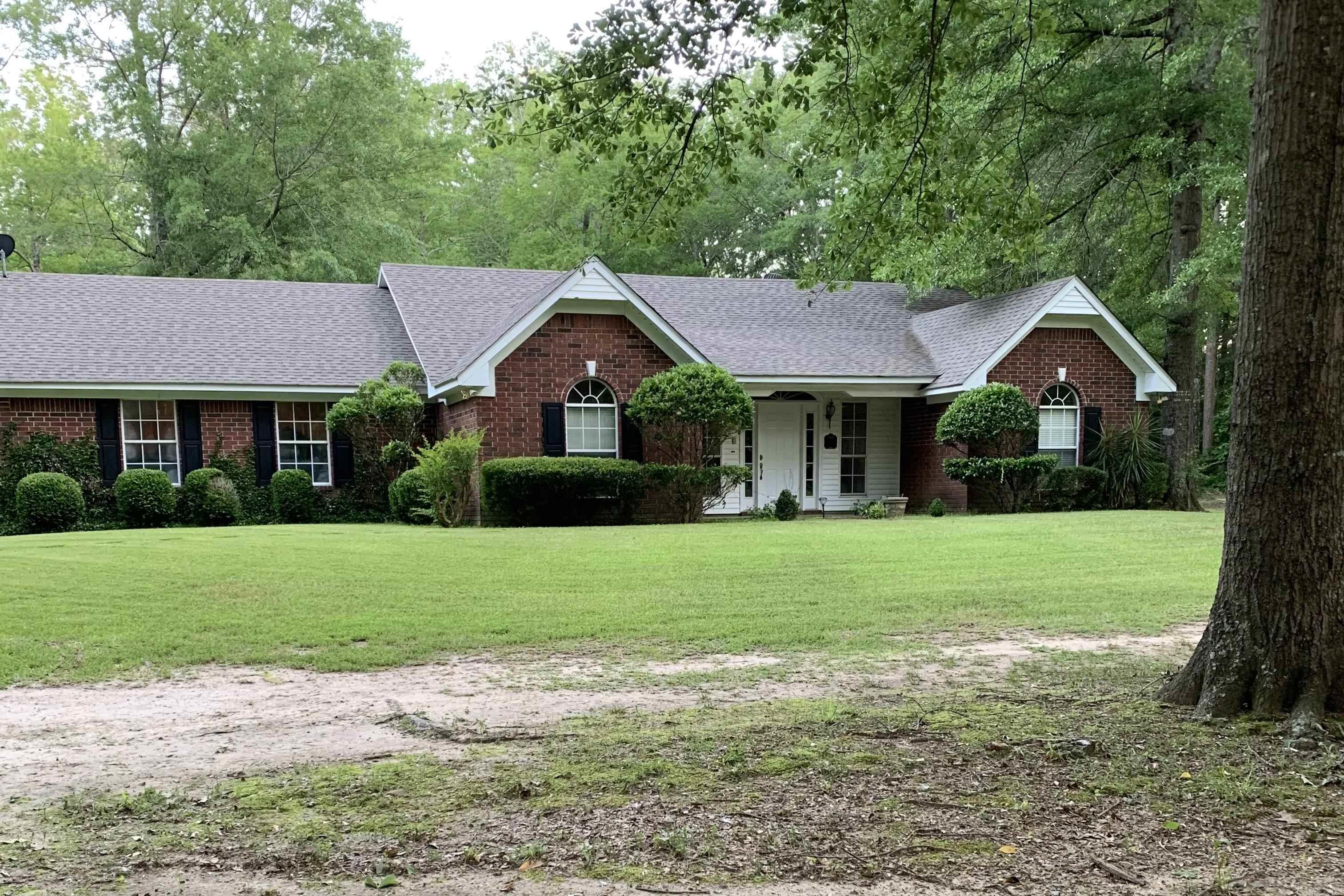 708-712  Ross  White Hall, AR
