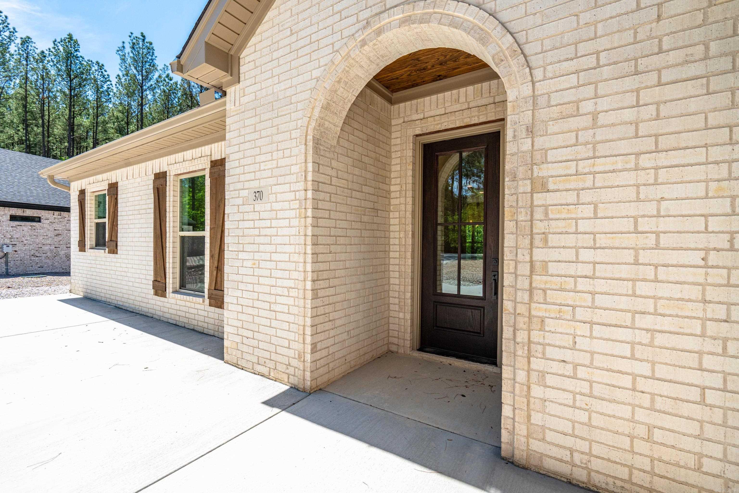 370  Maderas  Hot Springs Village, AR