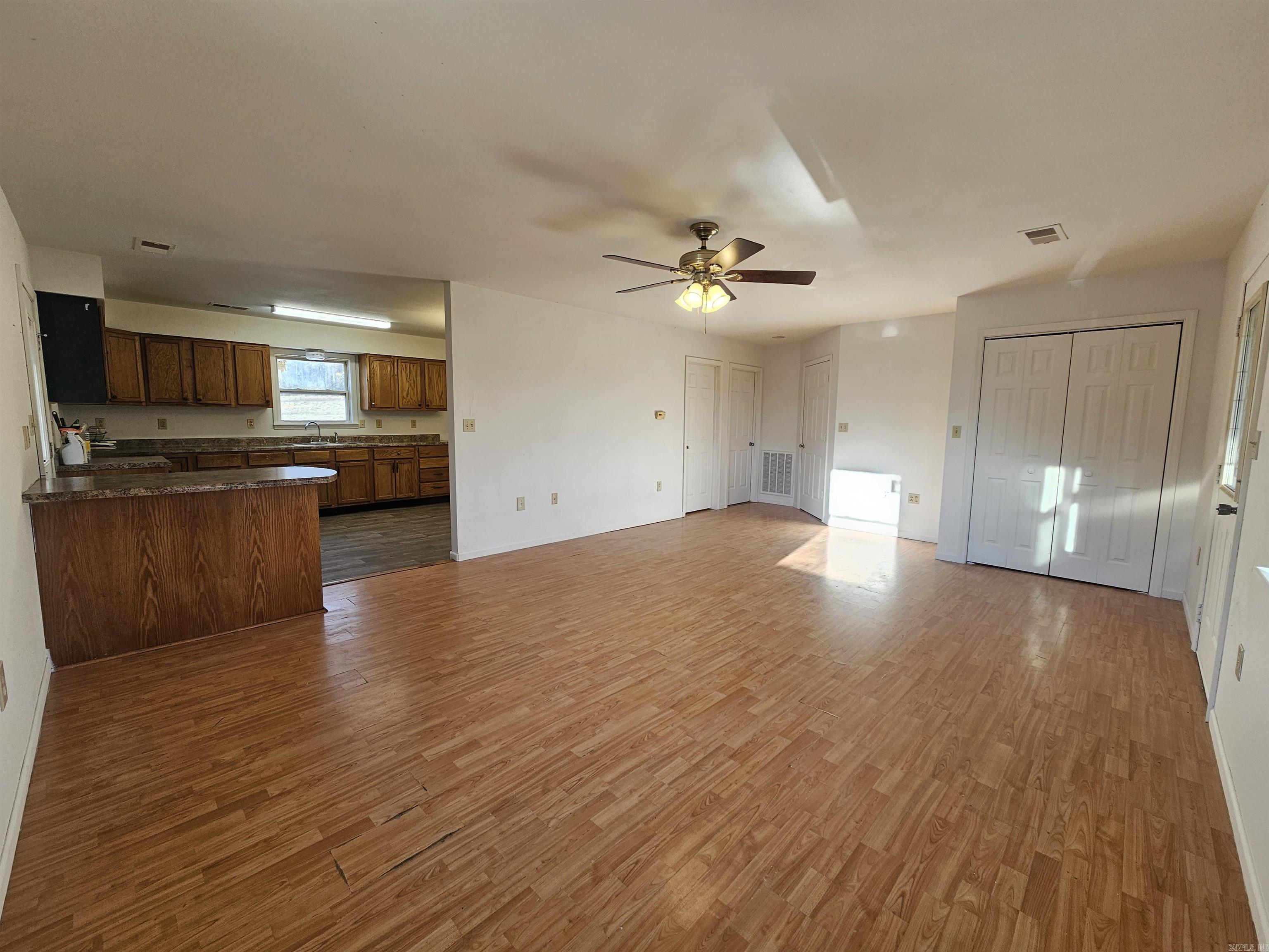 251  Oakland Rd  Clinton, AR
