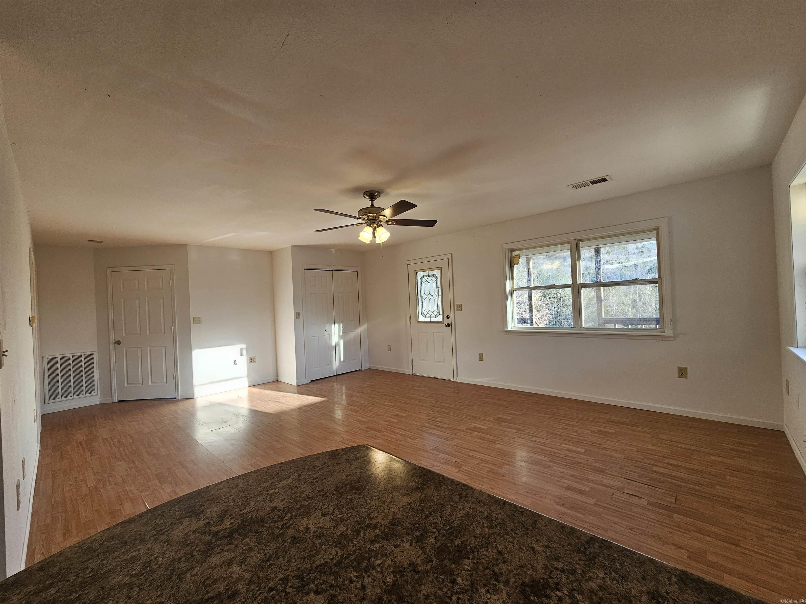 251  Oakland Rd  Clinton, AR