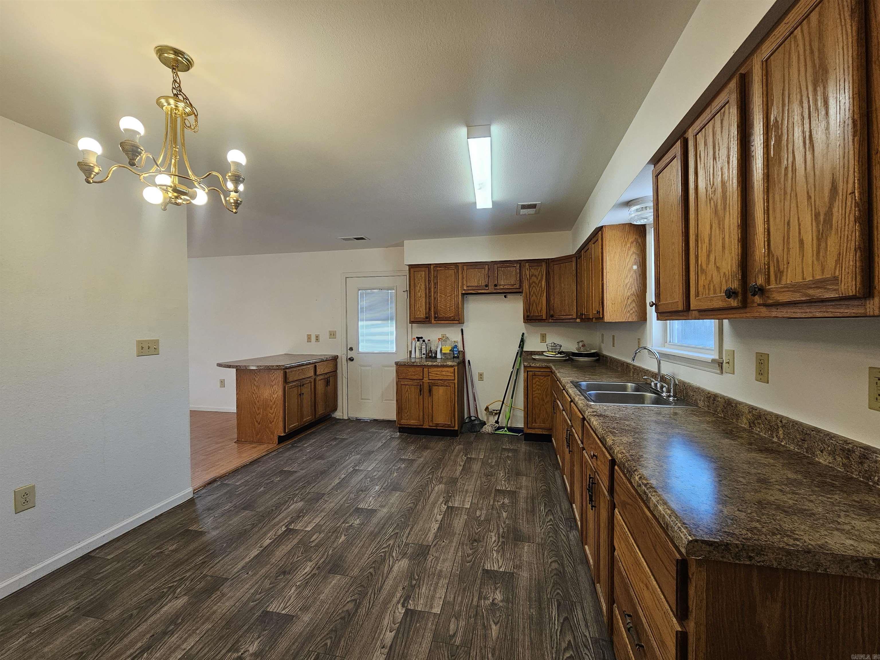 251  Oakland Rd  Clinton, AR