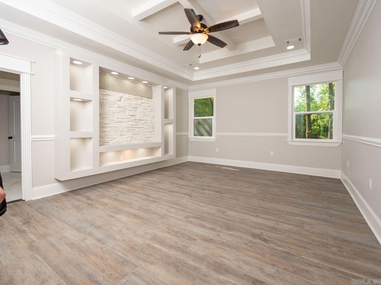 8716 E Fairview  Hensley, AR