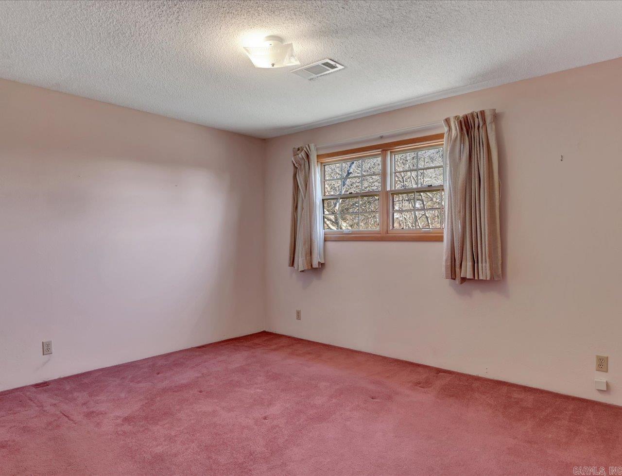 109  Tamarack  Hot Springs, AR