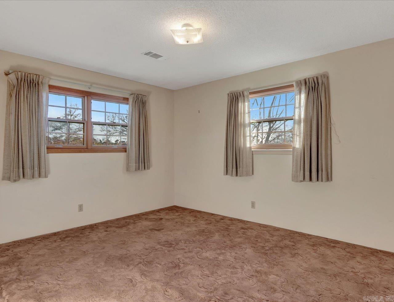 109  Tamarack  Hot Springs, AR