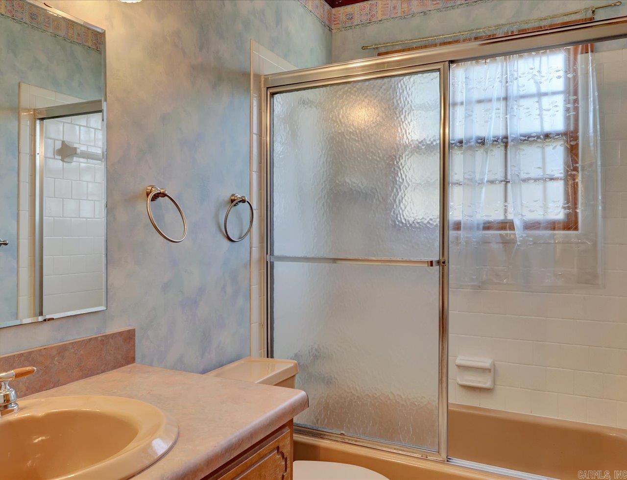 109  Tamarack  Hot Springs, AR