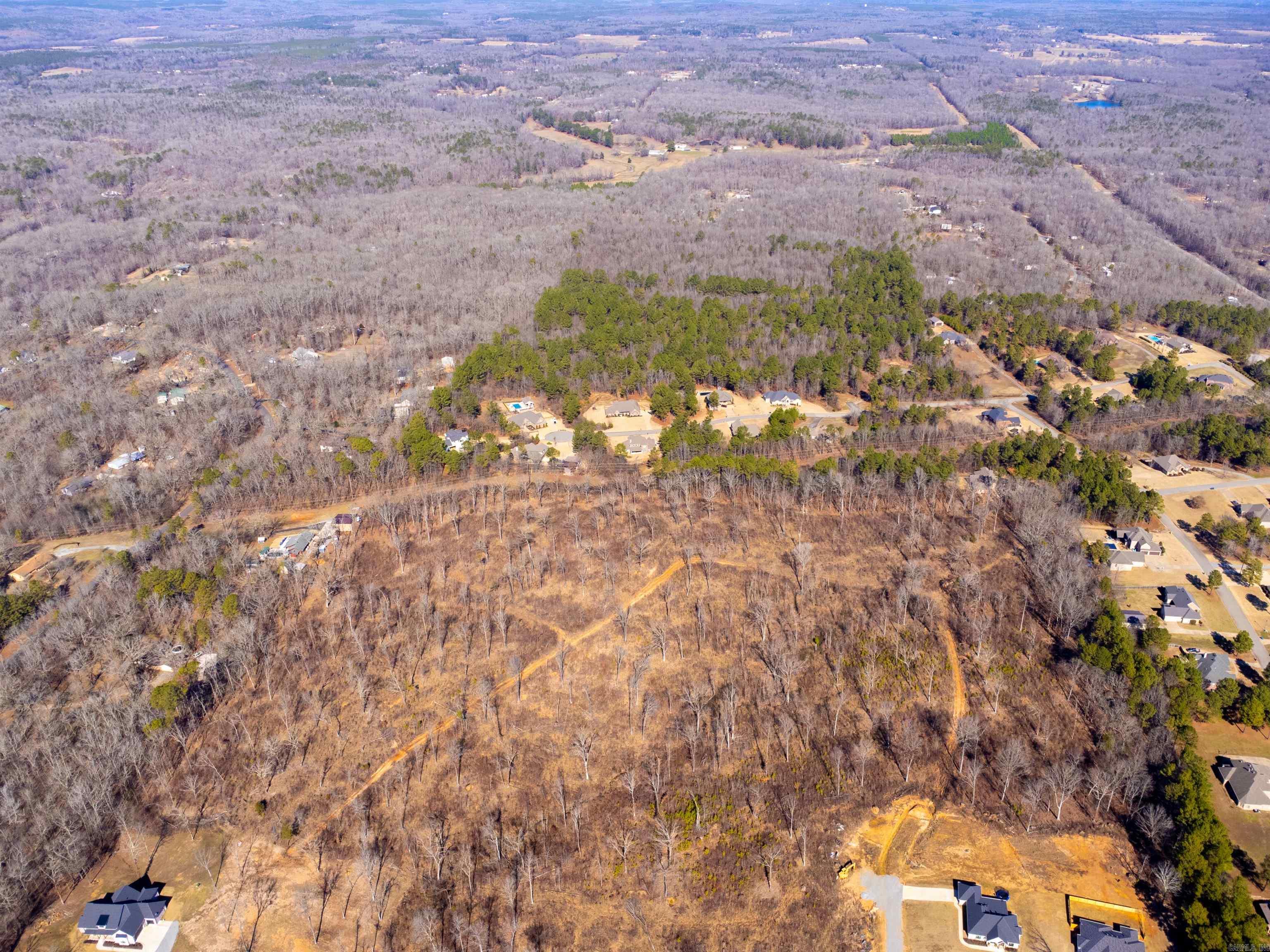 31 AC.  River Ridge  Benton, AR
