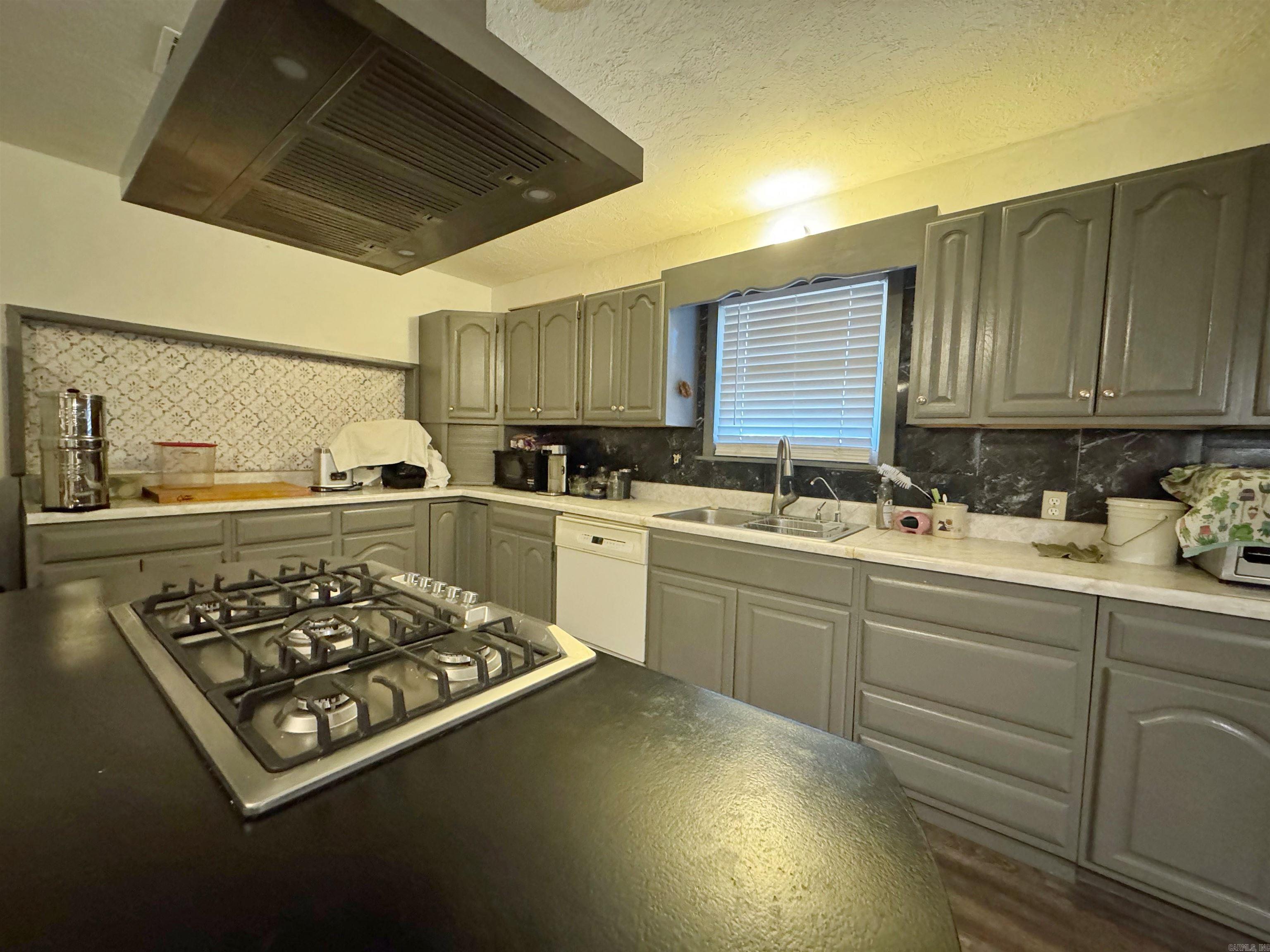 11531  AR 23  Booneville, AR
