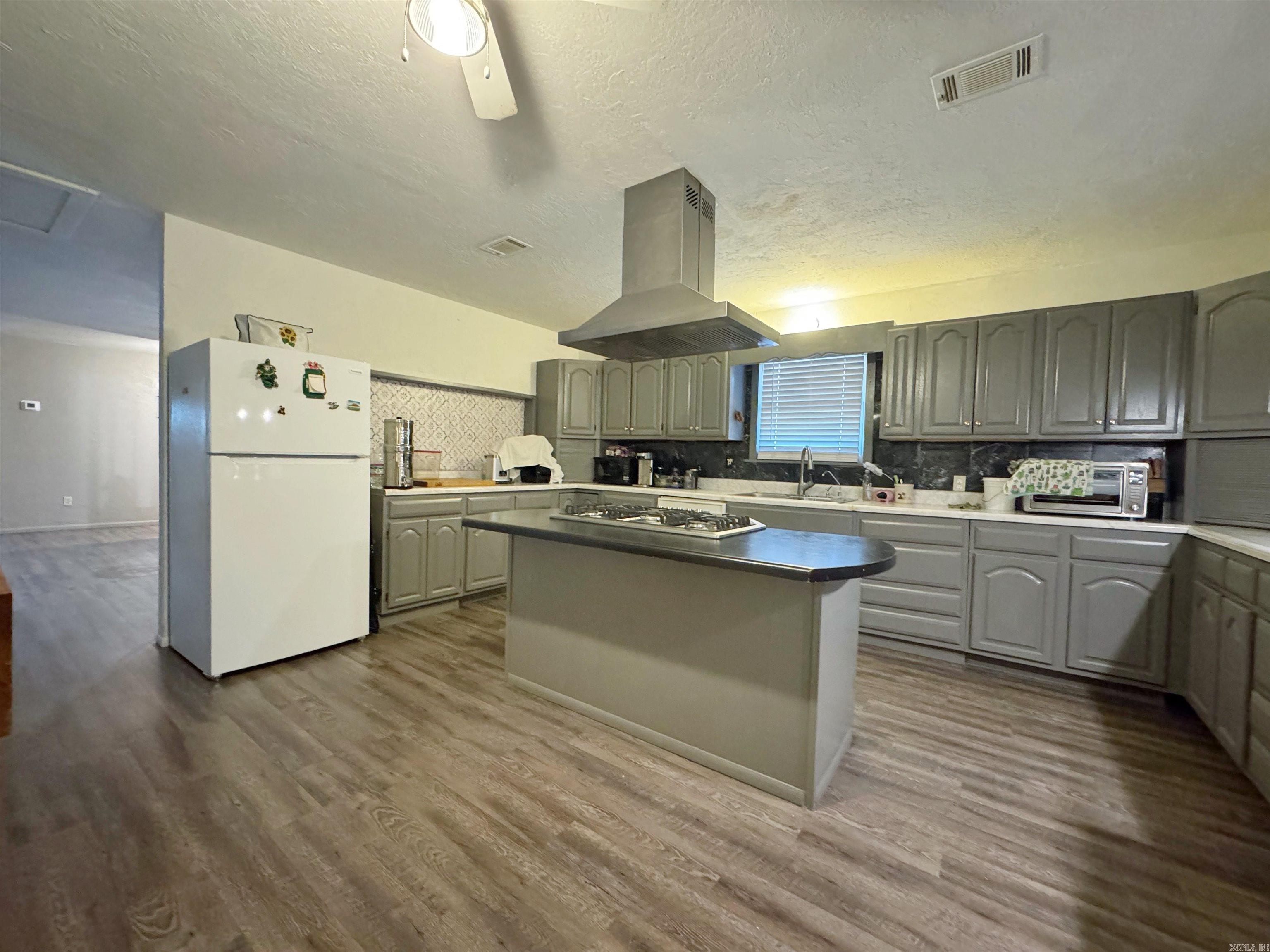 11531  AR 23  Booneville, AR