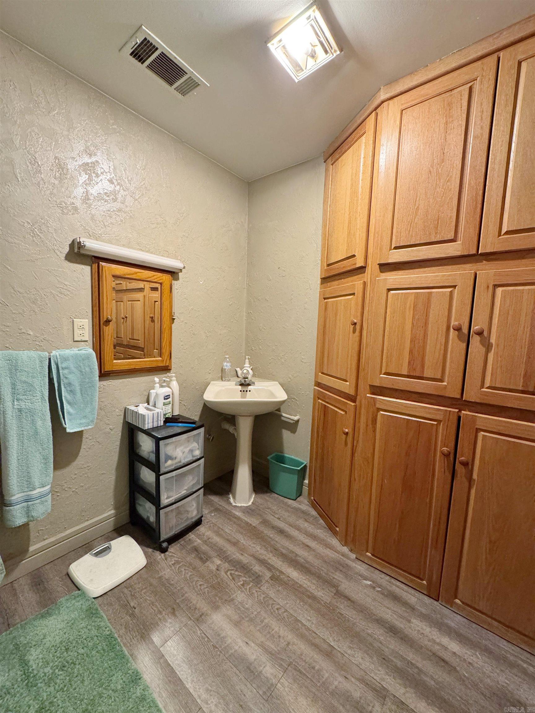 11531  AR 23  Booneville, AR