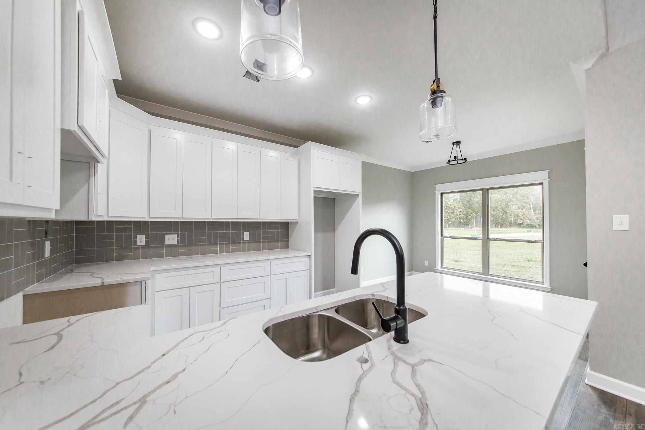 911 E Dell Vista  Cabot, AR