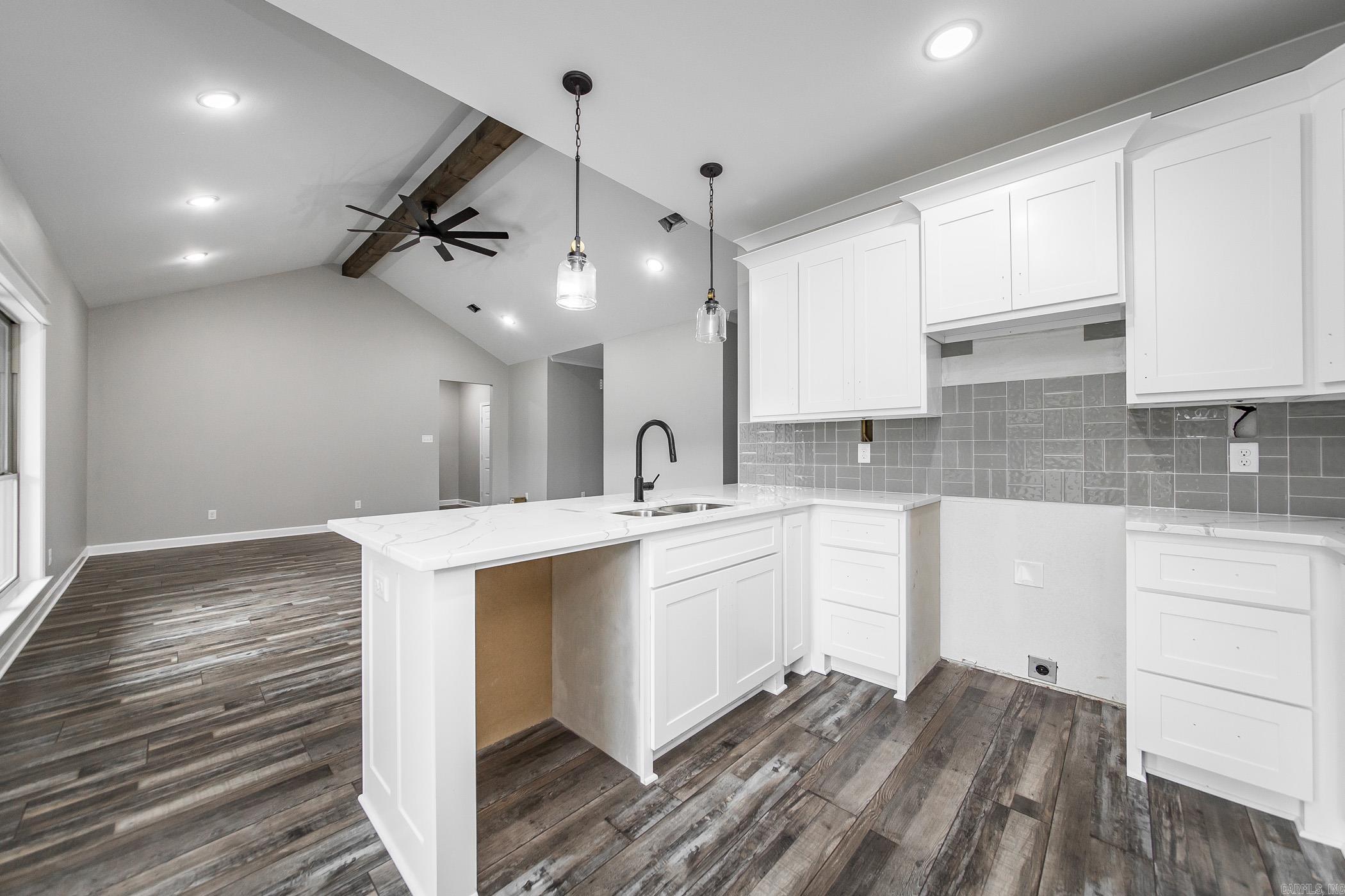 911 E Dell Vista  Cabot, AR