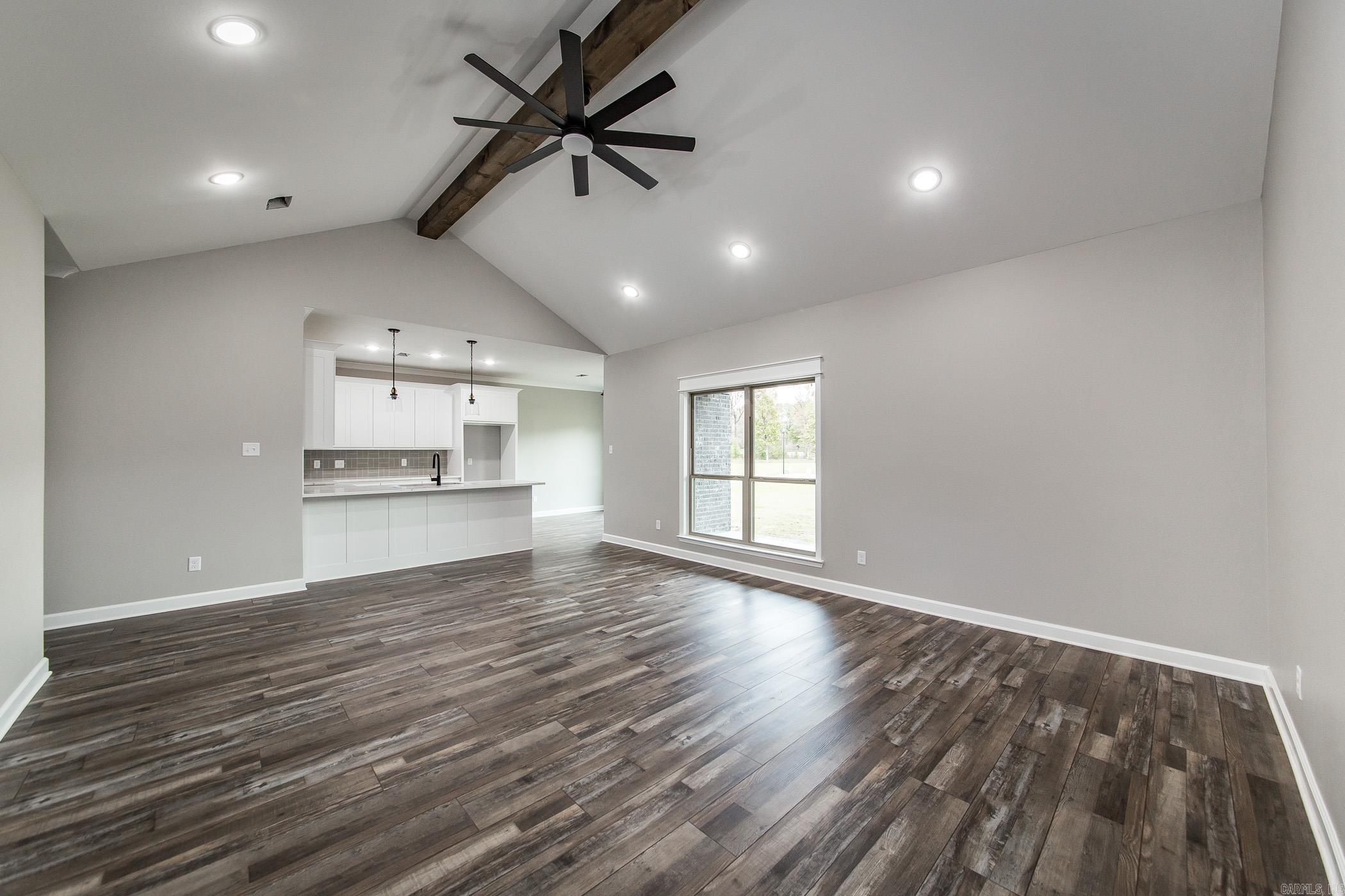 911 E Dell Vista  Cabot, AR