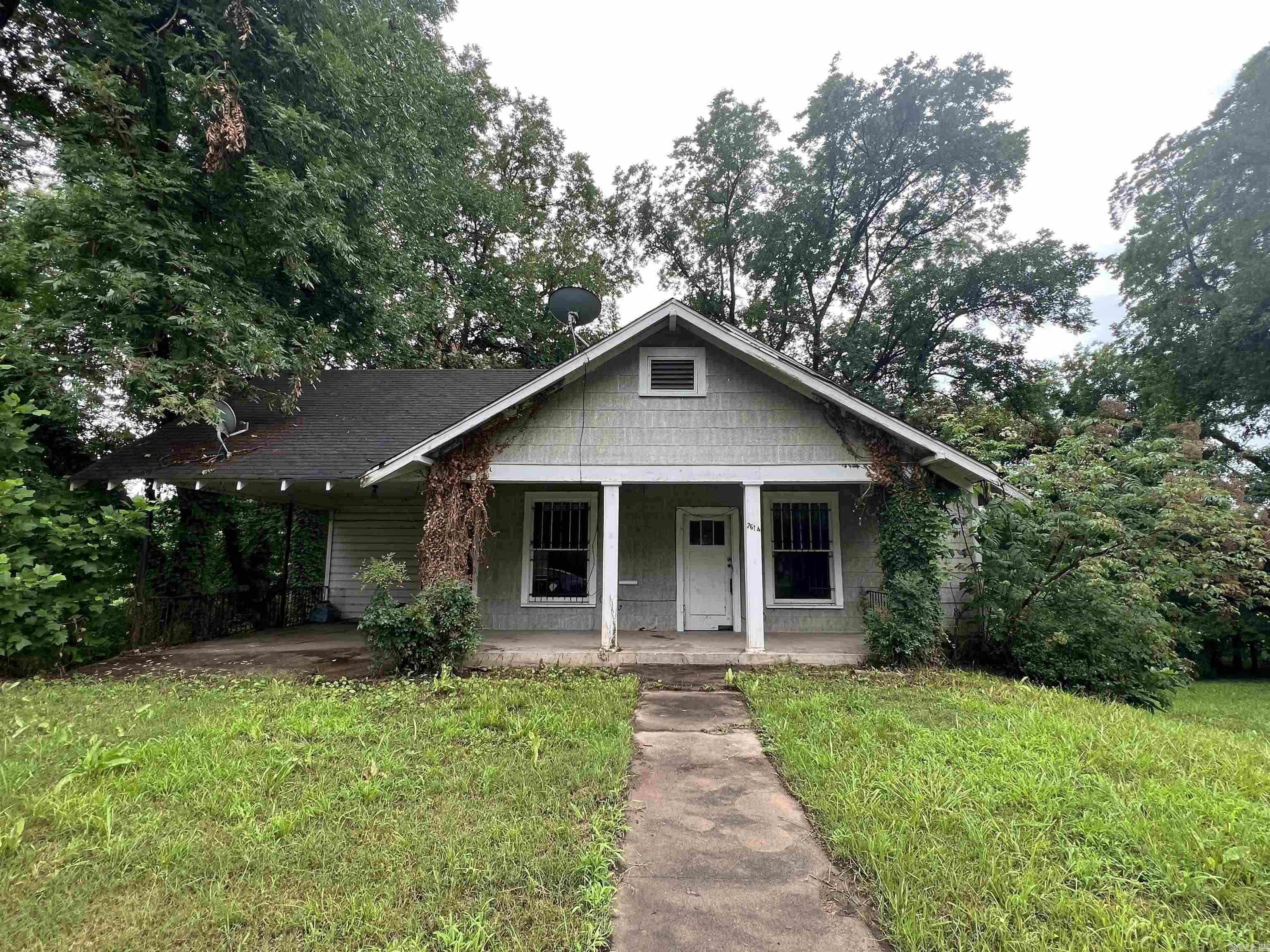 2614  Lincoln  North Little Rock, AR