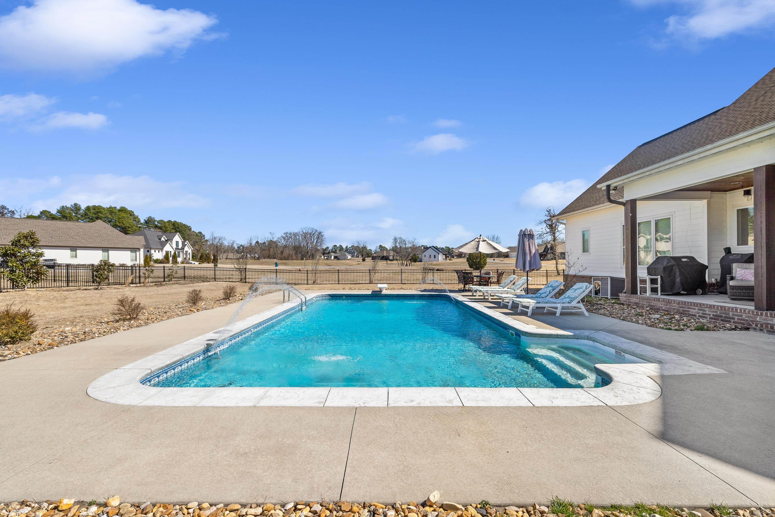 9161  Red Barn Way  Alexander, AR