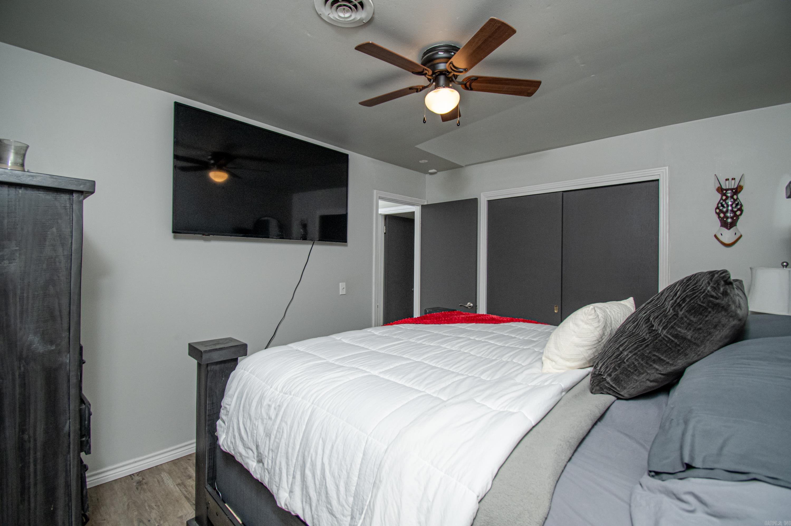 403 E Victory St  Star City, AR