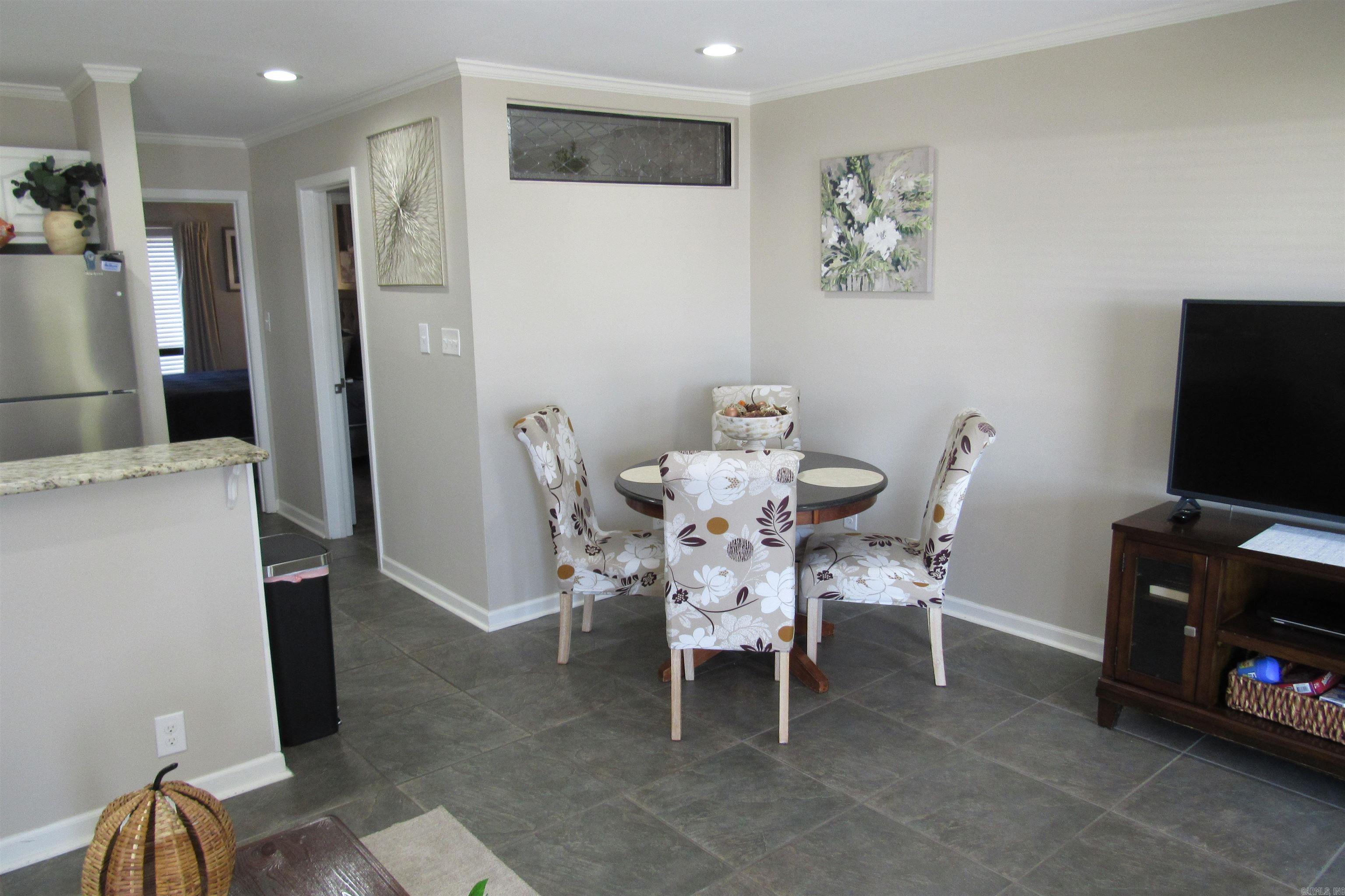 270 Lake Hamilton  Hot Springs National Park, AR