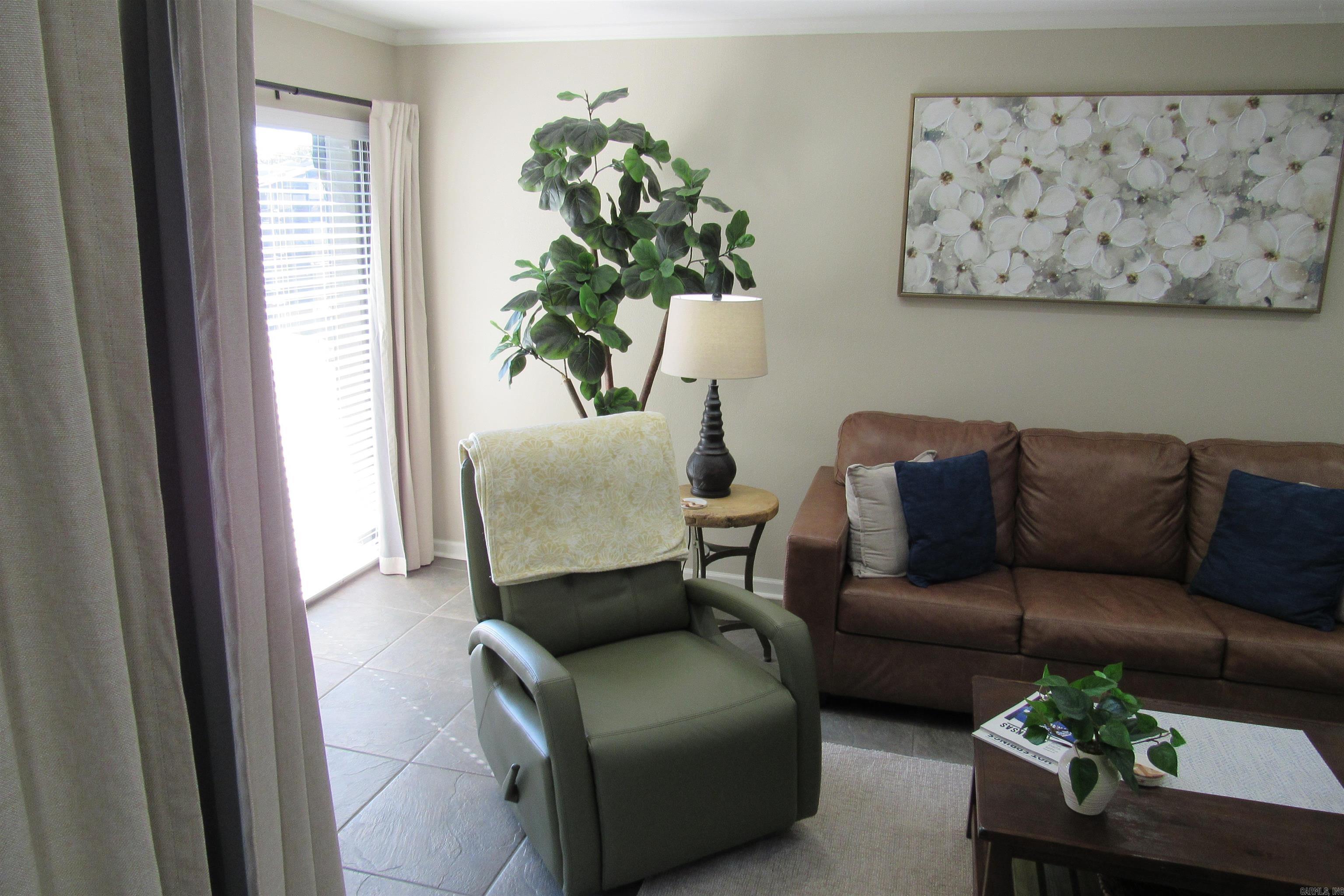 270 Lake Hamilton  Hot Springs National Park, AR