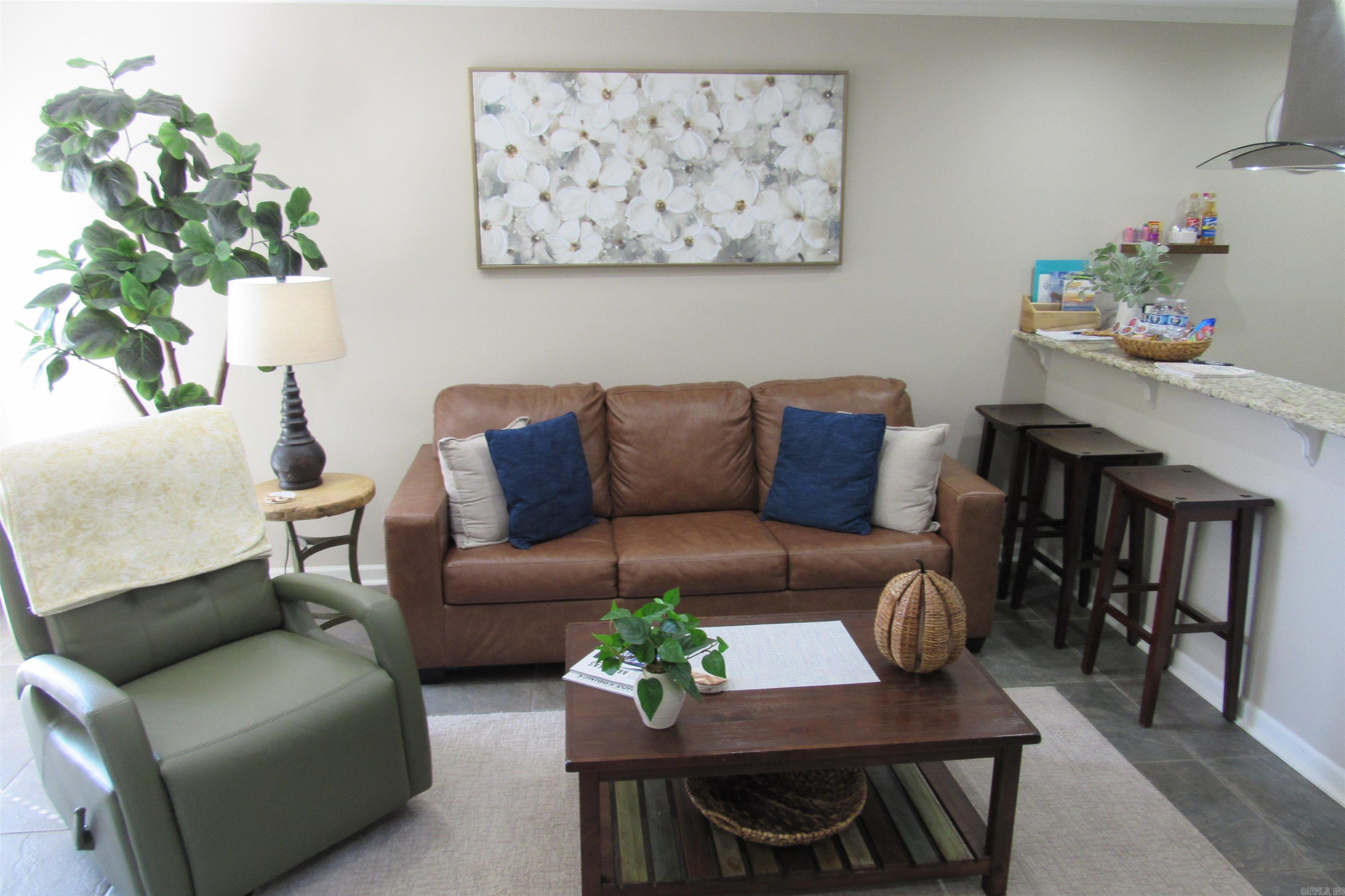 270 Lake Hamilton  Hot Springs National Park, AR