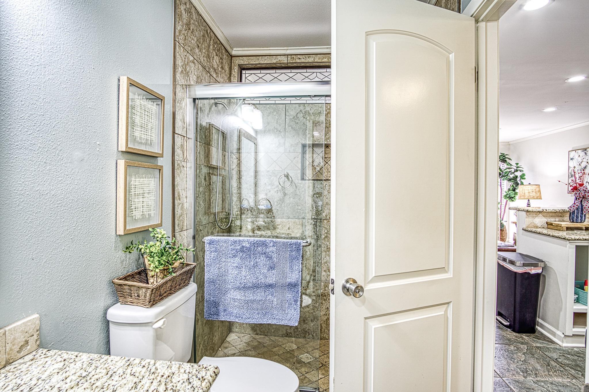 270 Lake Hamilton  Hot Springs National Park, AR