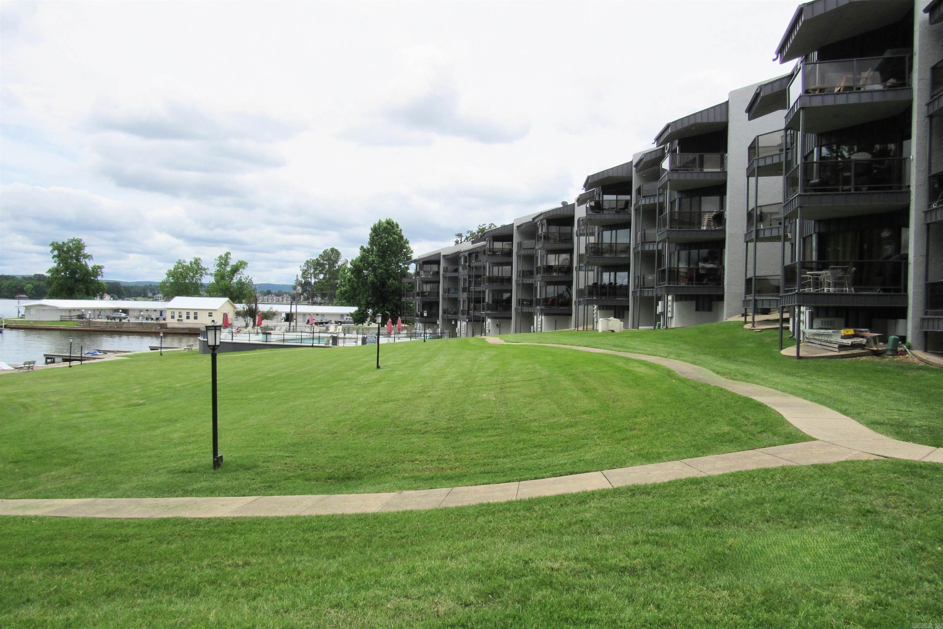 270 Lake Hamilton  Hot Springs National Park, AR