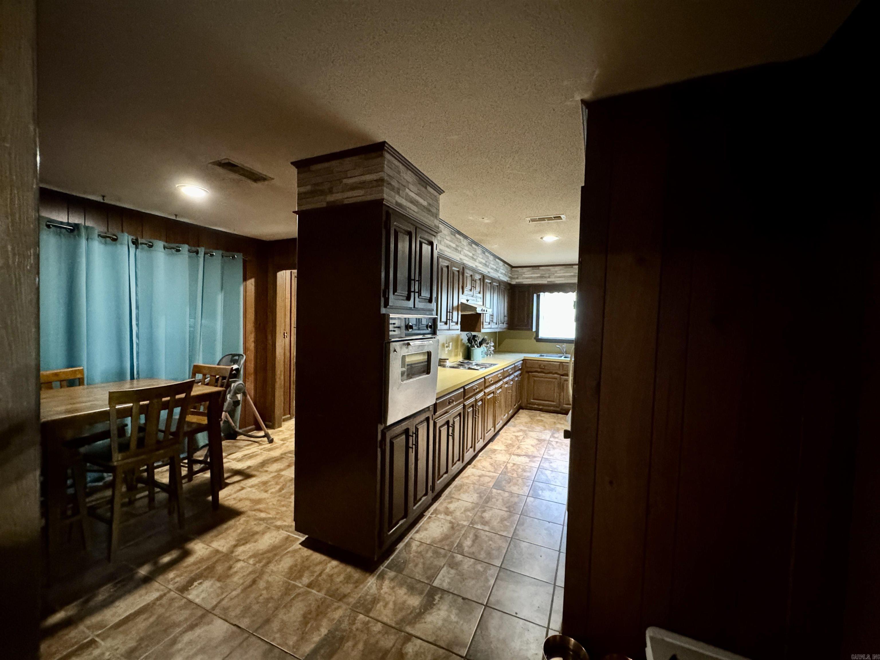 125  Leewood  Arkadelphia, AR