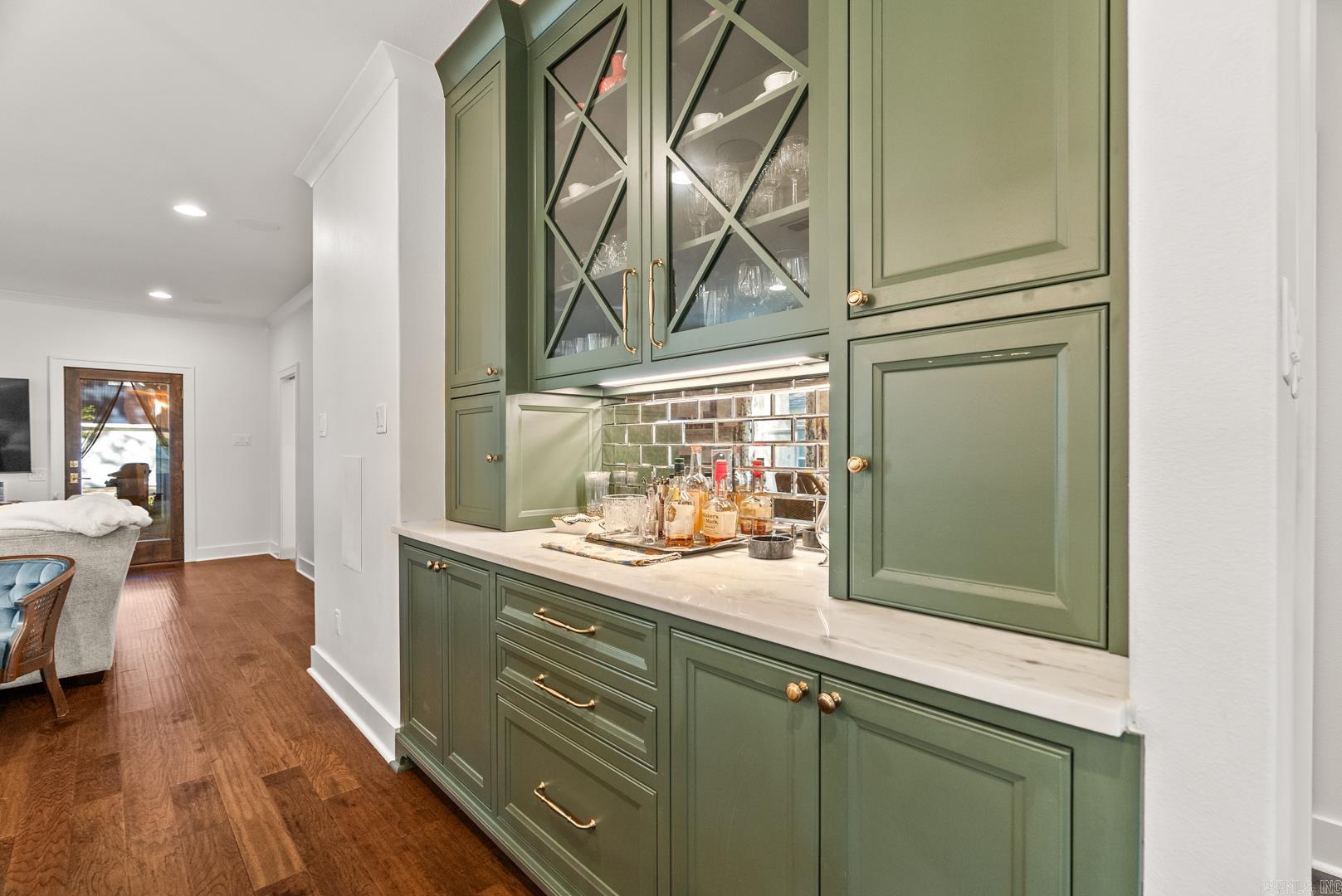 4911  Kavanaugh  Little Rock, AR
