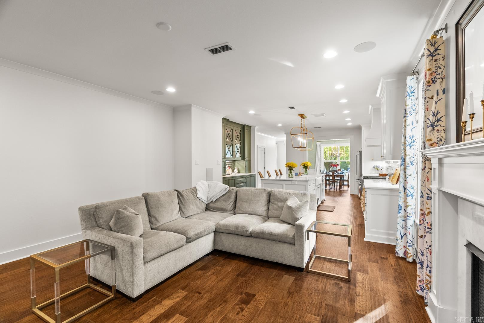 4911  Kavanaugh  Little Rock, AR