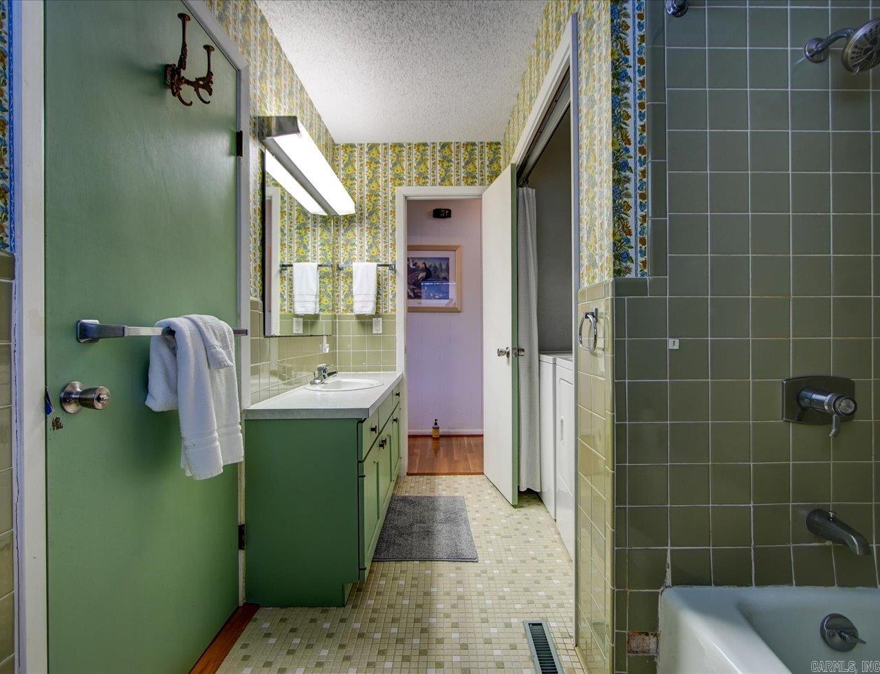 3 Guadalajara Lane Hot Springs Village, AR 71909