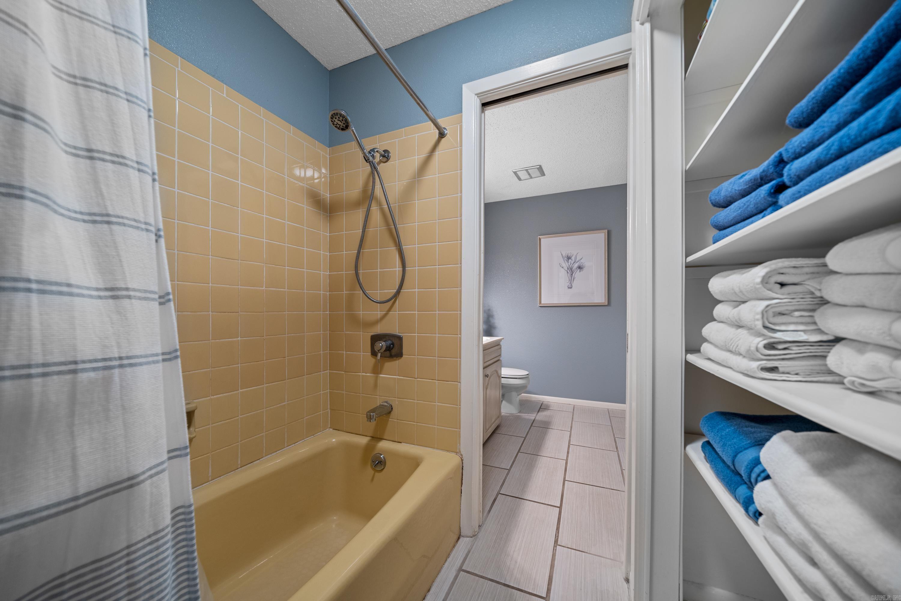 17  Nacozari  Hot Springs Village, AR