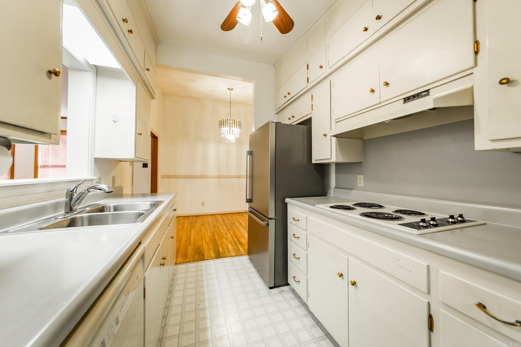 401  Poinsetta  Little Rock, AR