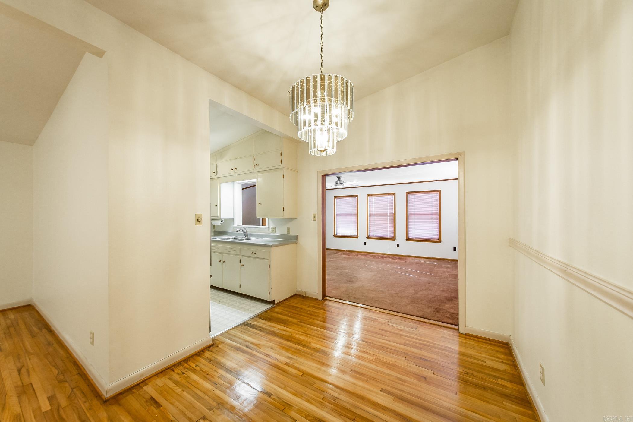 401  Poinsetta  Little Rock, AR