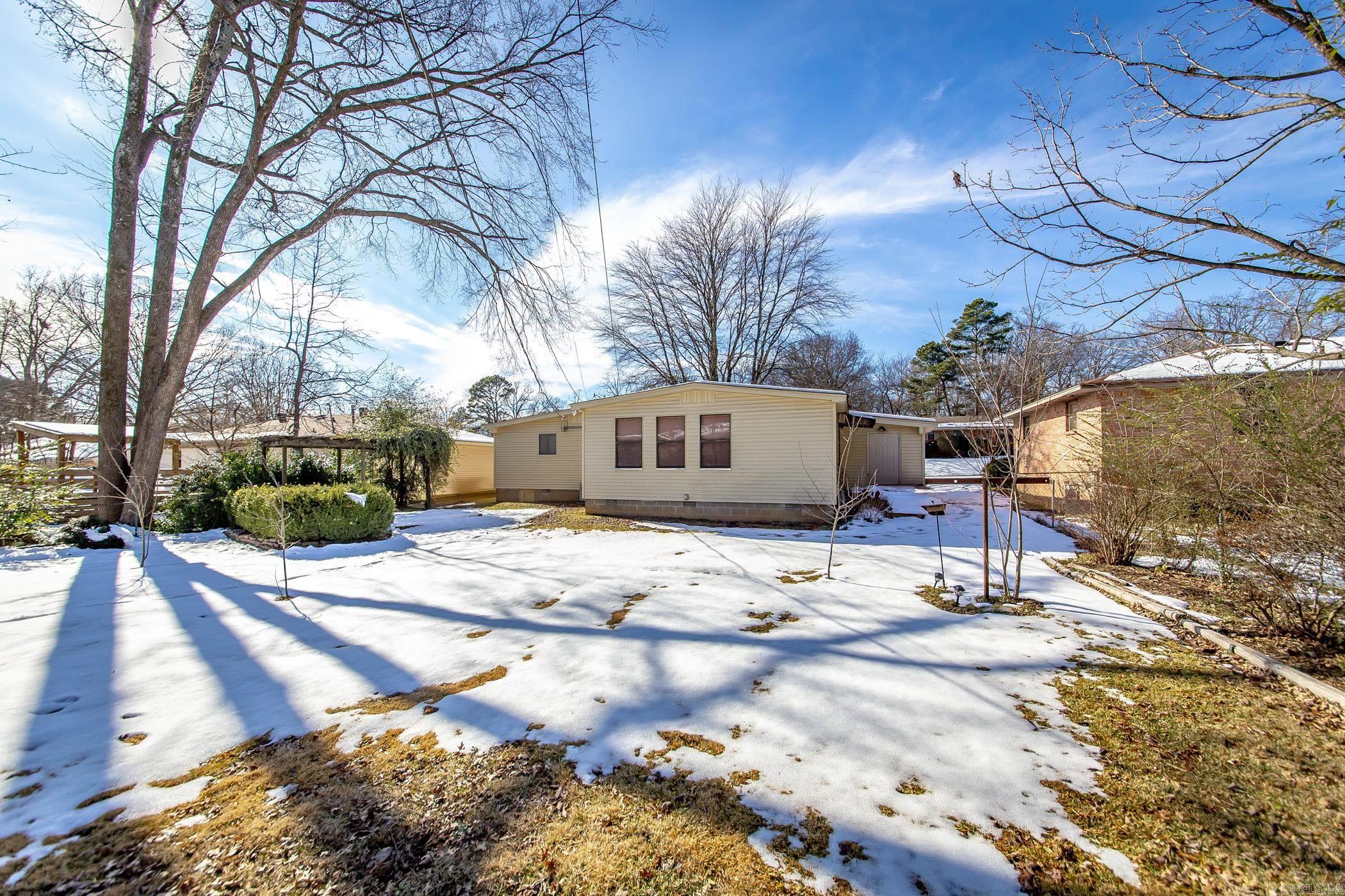 401  Poinsetta  Little Rock, AR