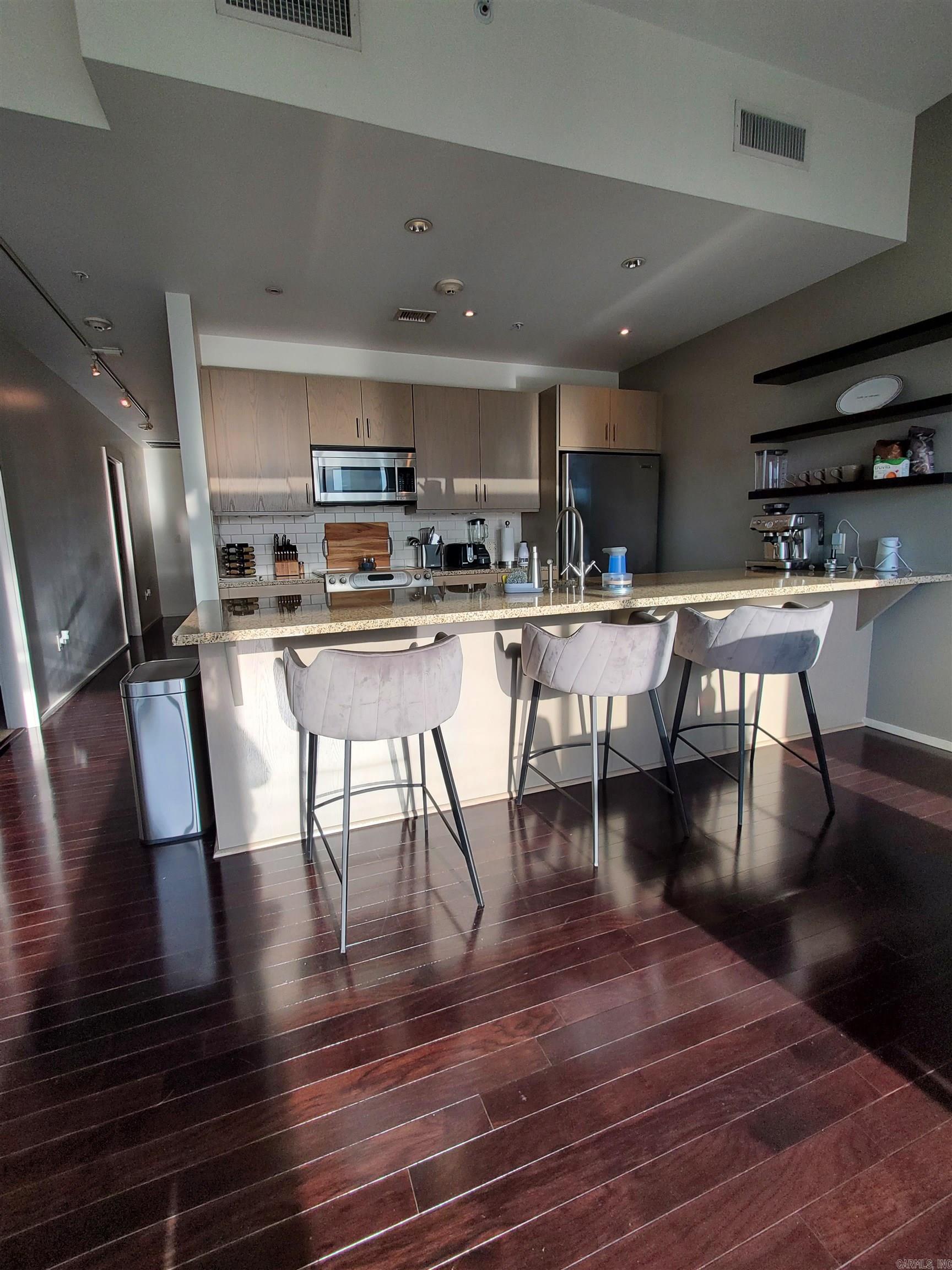 300 E Third APT 703 Little Rock, AR